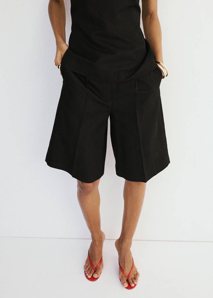 Straight linen Bermuda shorts — Black