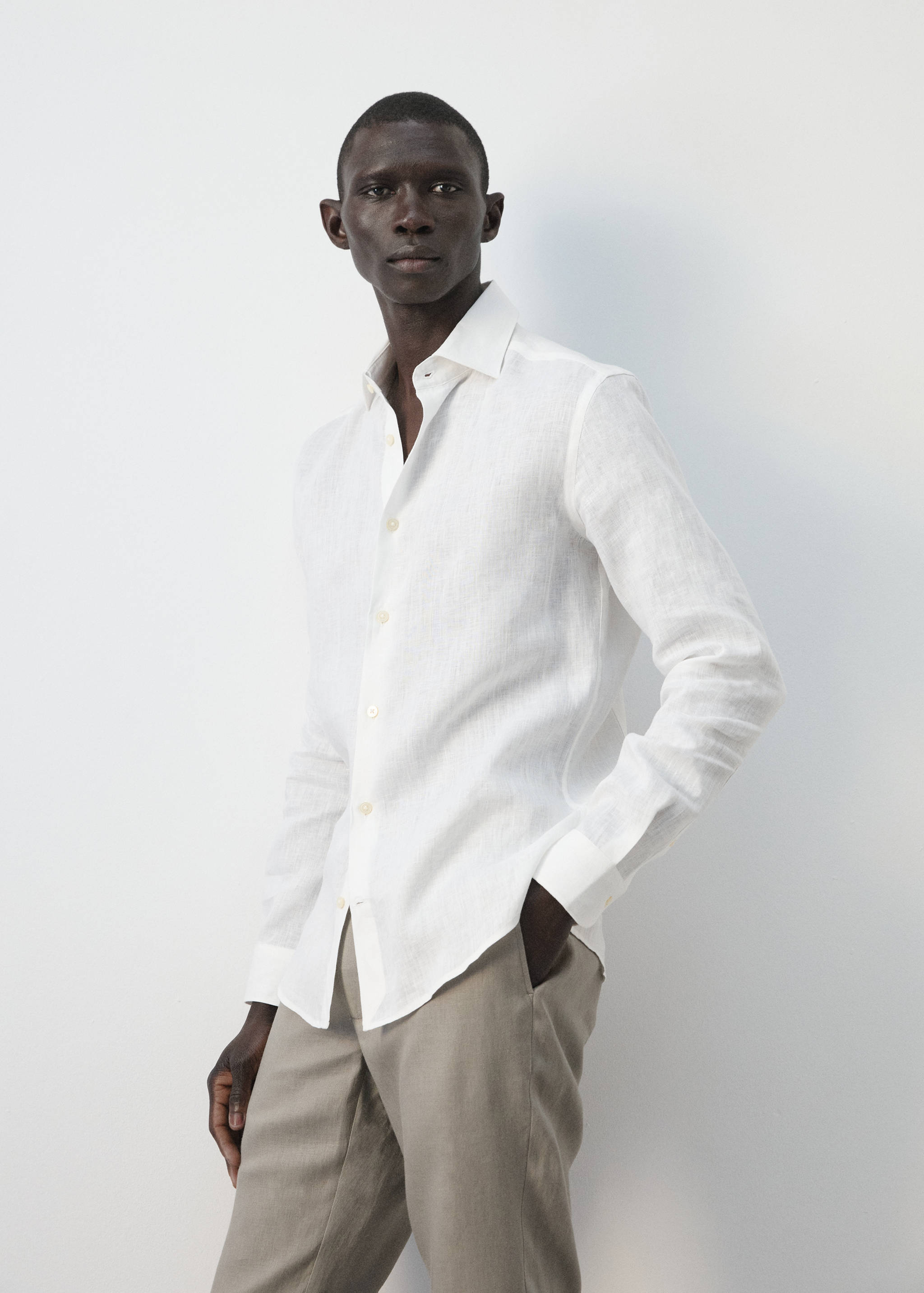 Slim Fit-Hemd aus 100 % Leinen - Detail des Artikels 2