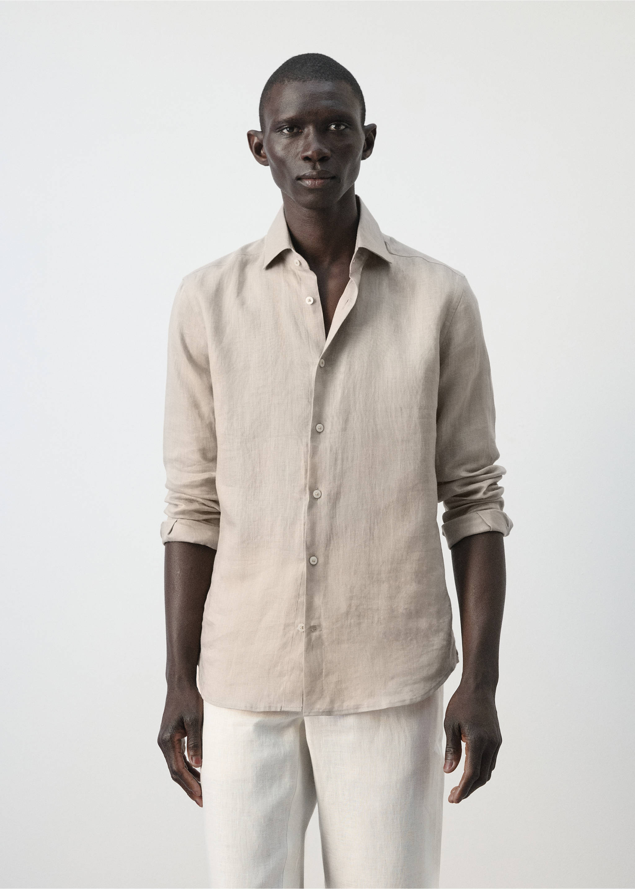 Kemeja 100% linen slim-fit - Tampilan Sedang, Pasir. Ref: 37081422-00.