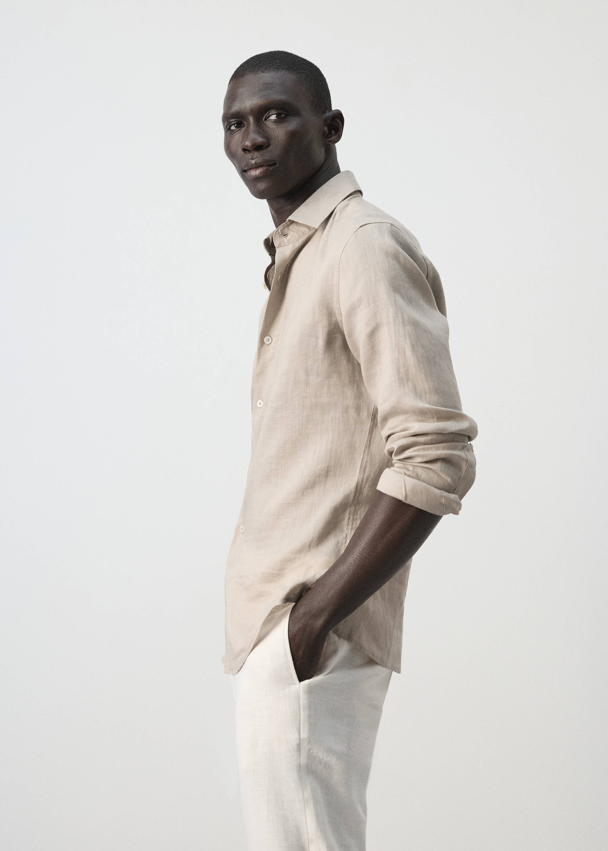 Slim Fit-Hemd aus 100 % Leinen - Detail des Artikels 2