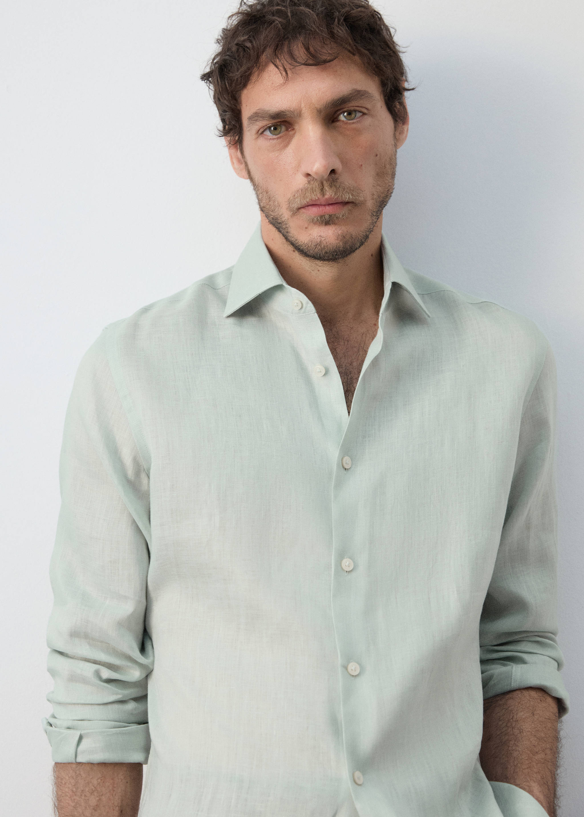 Slim Fit-Hemd aus 100 % Leinen - Detail des Artikels 1