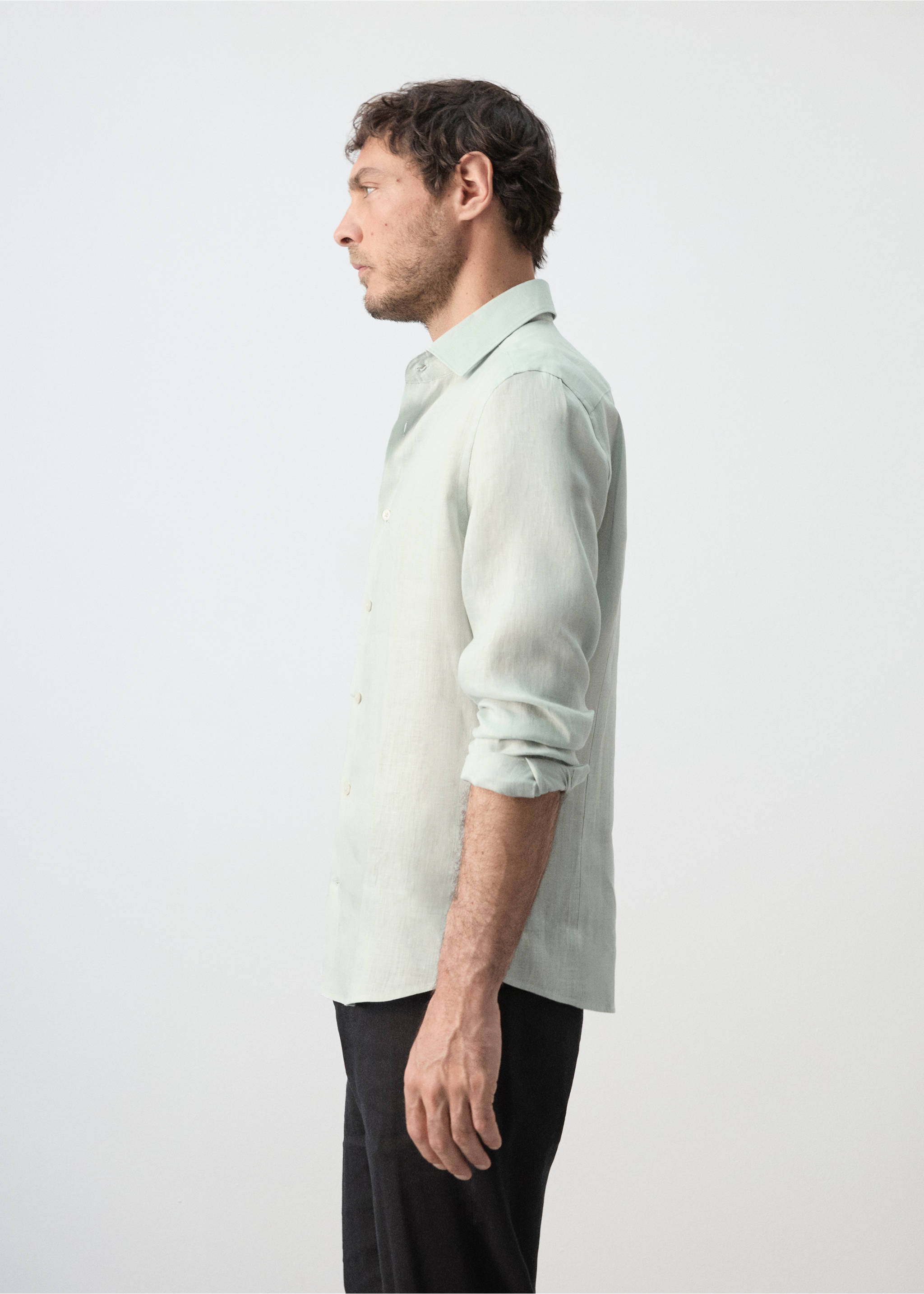 100% linen slim-fit shirt - Details of the article 2, Aqua Green. Ref: 37081422-00.