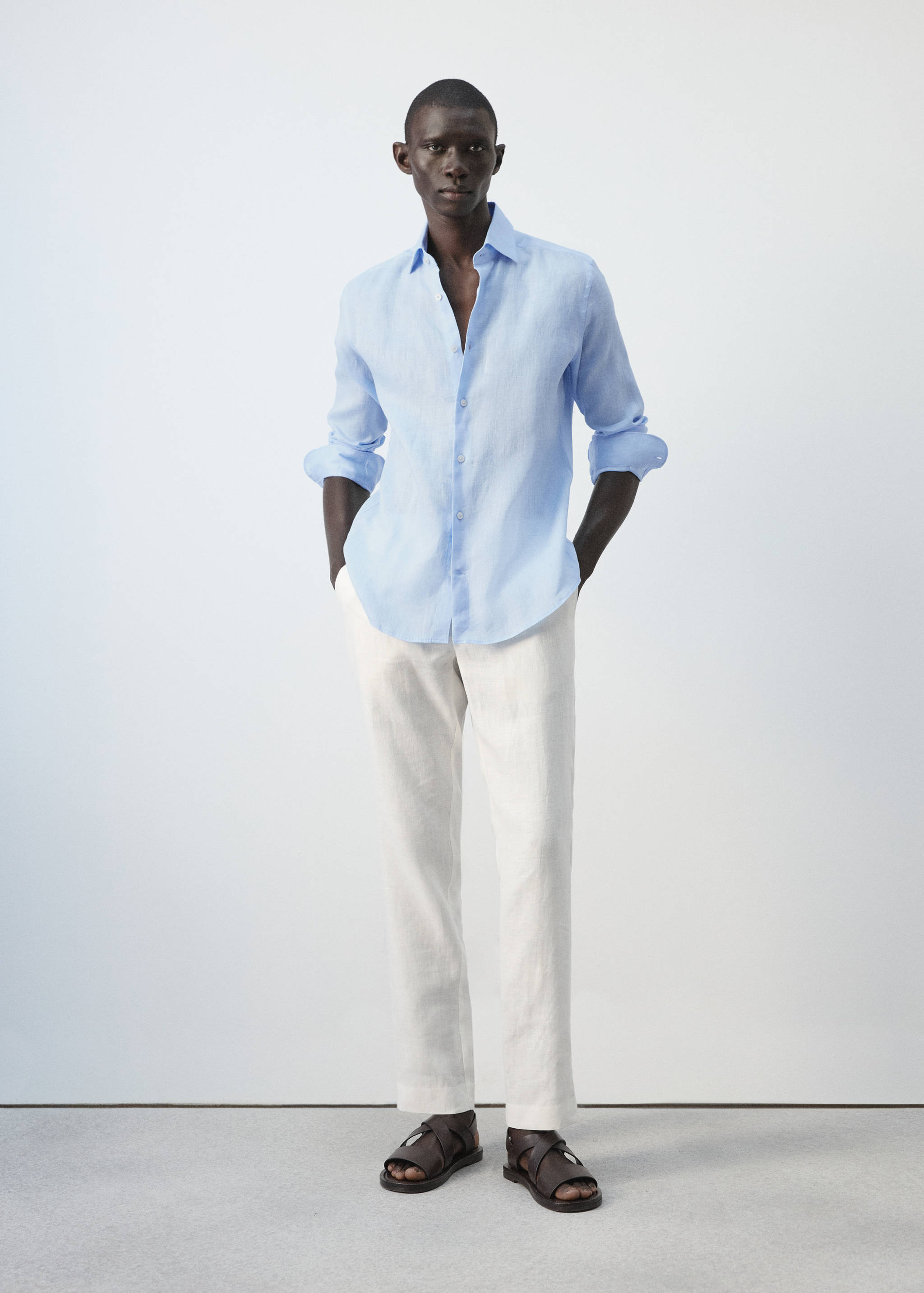 Slim Fit-Hemd aus 100 % Leinen - Allgemeine Ansicht