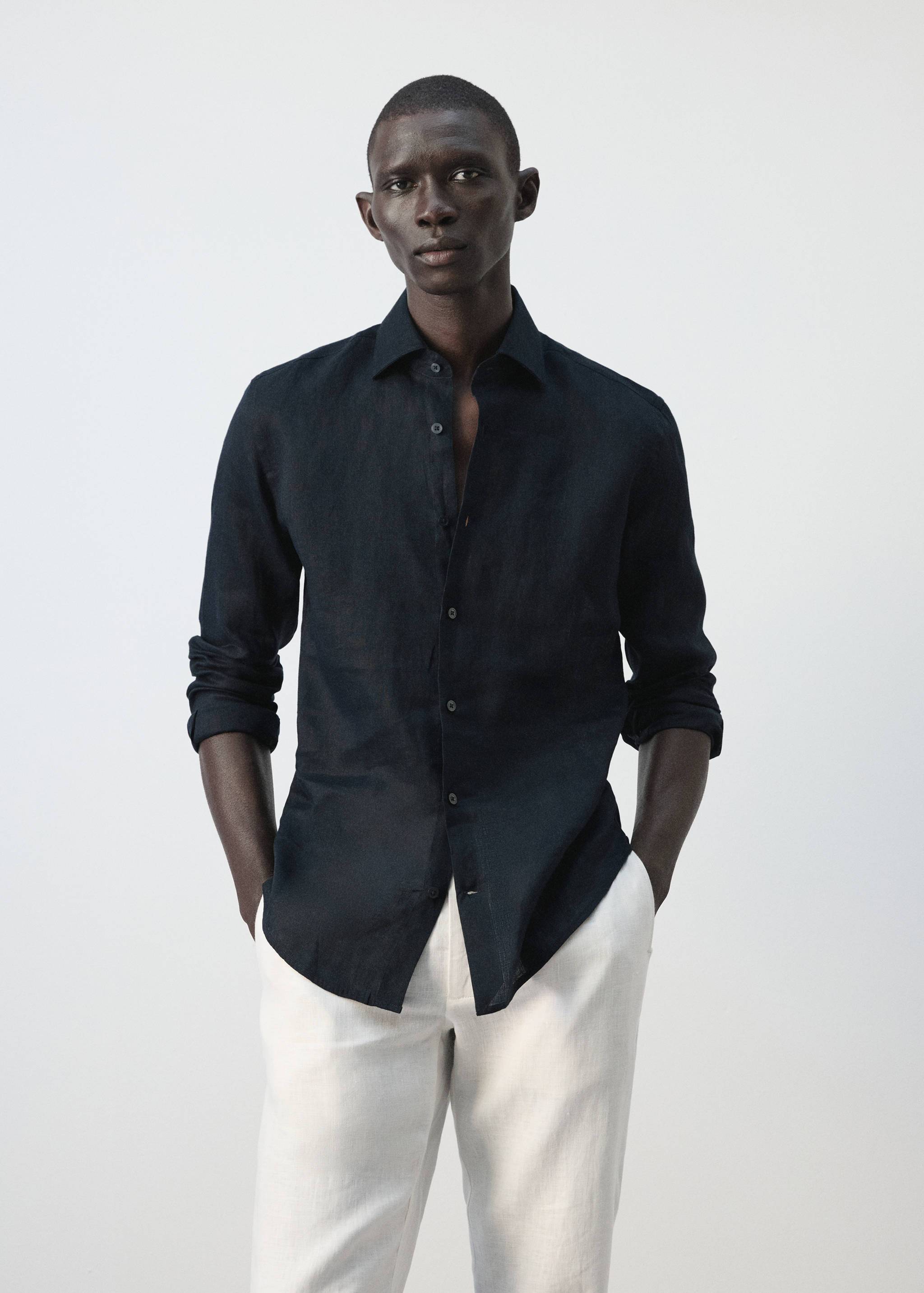 Slim Fit-Hemd aus 100 % Leinen - Mittlere Ansicht