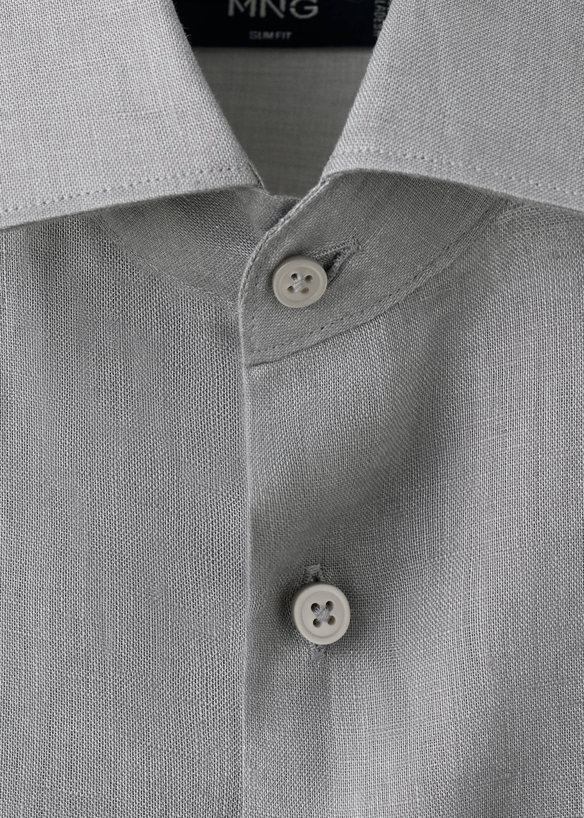 100% linen slim-fit shirt - Details of the article 8