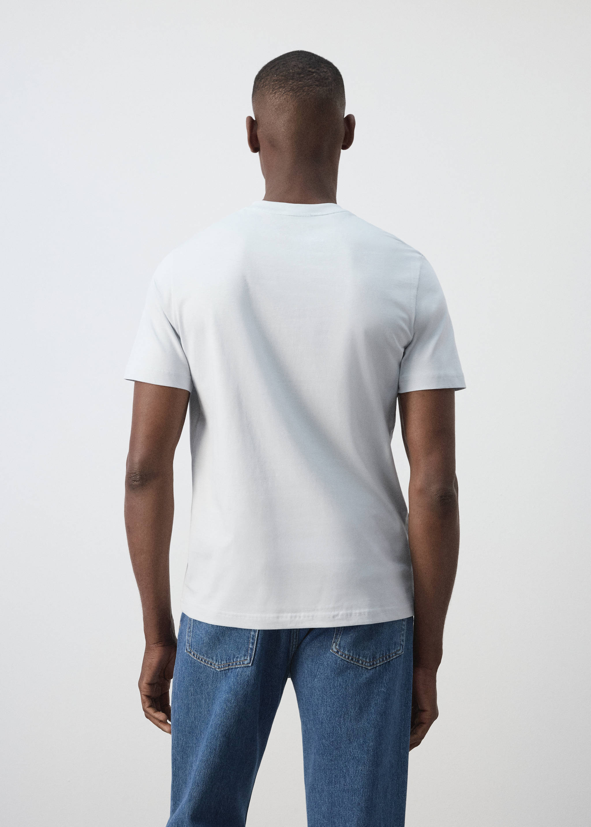 Slim fit T-shirt 180gsm - Reverse of the article