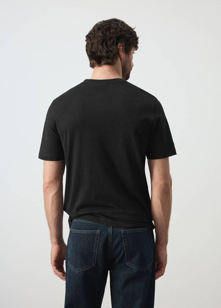 Slim fit T-shirt 180gsm — Black