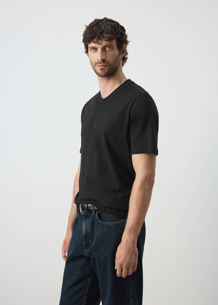 Slim fit T-shirt 180gsm — Black