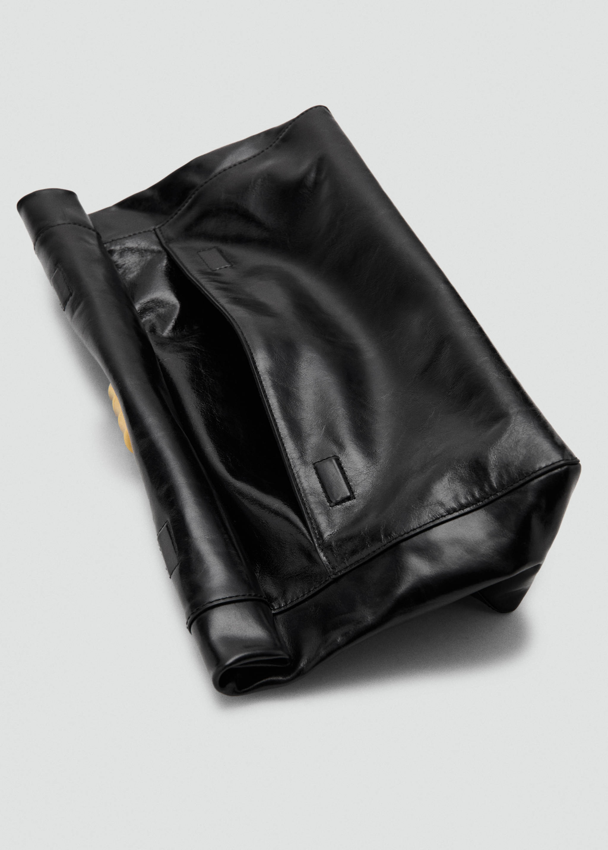 Leather handbag with metal embellishment - Details of the article 3