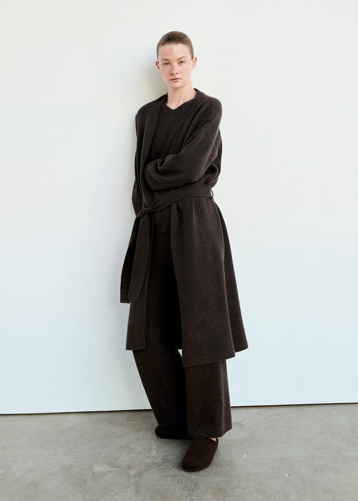 Long knitted robe — Chocolate