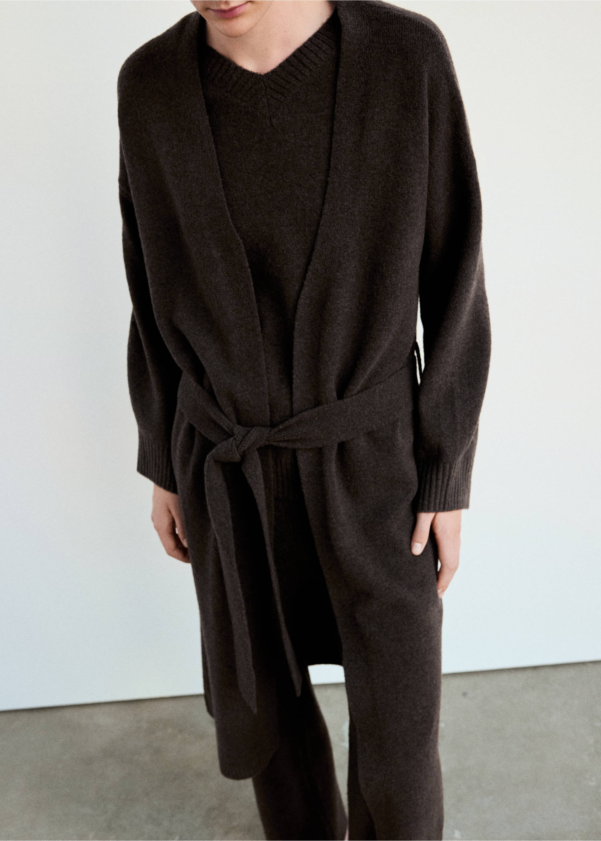 Robe de chambre longue en tricot - Plan moyen, Chocolat. Ref: 37081439-00.