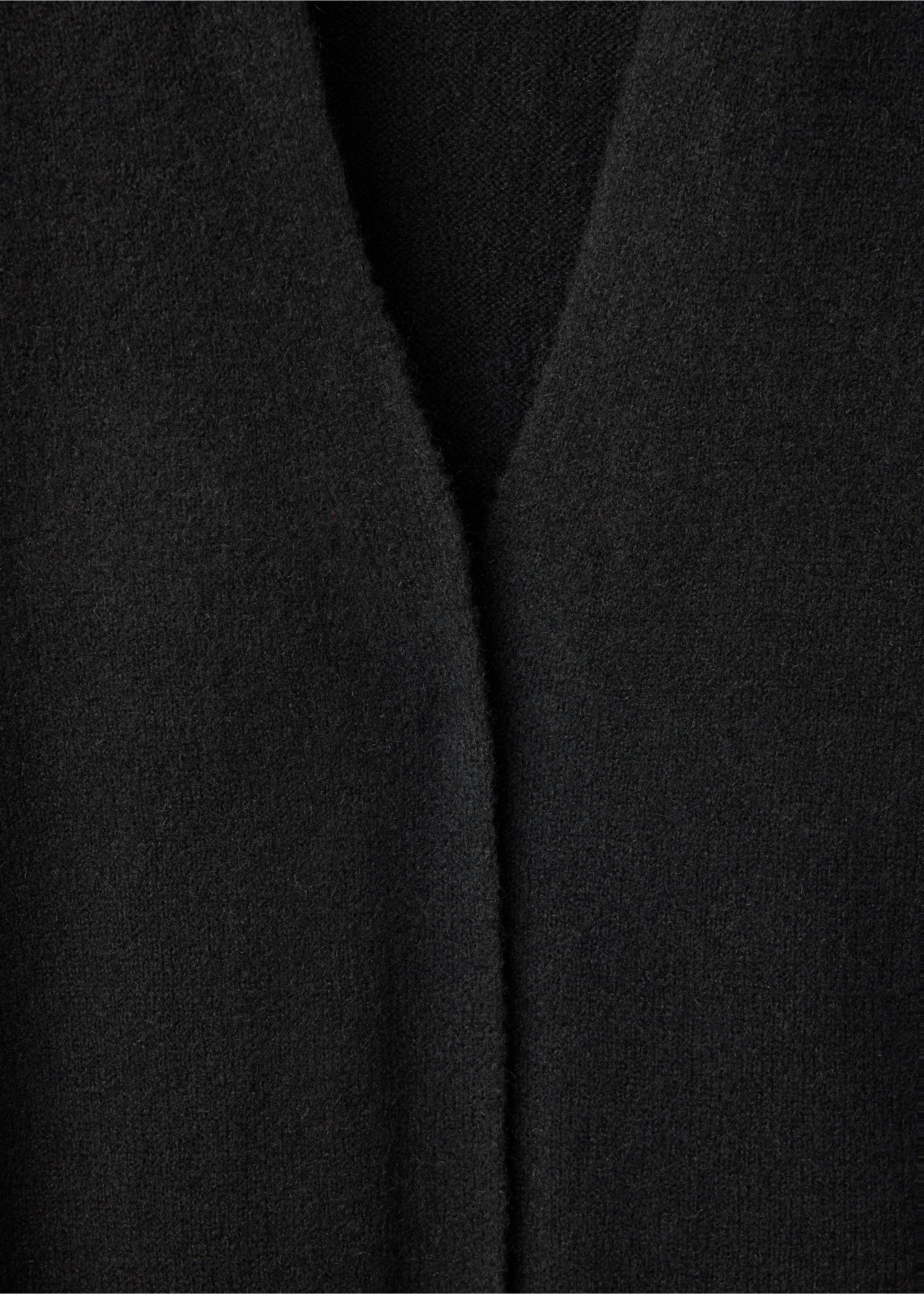 Long knitted robe - Details of the article 8, Black. Ref: 37081439-00.