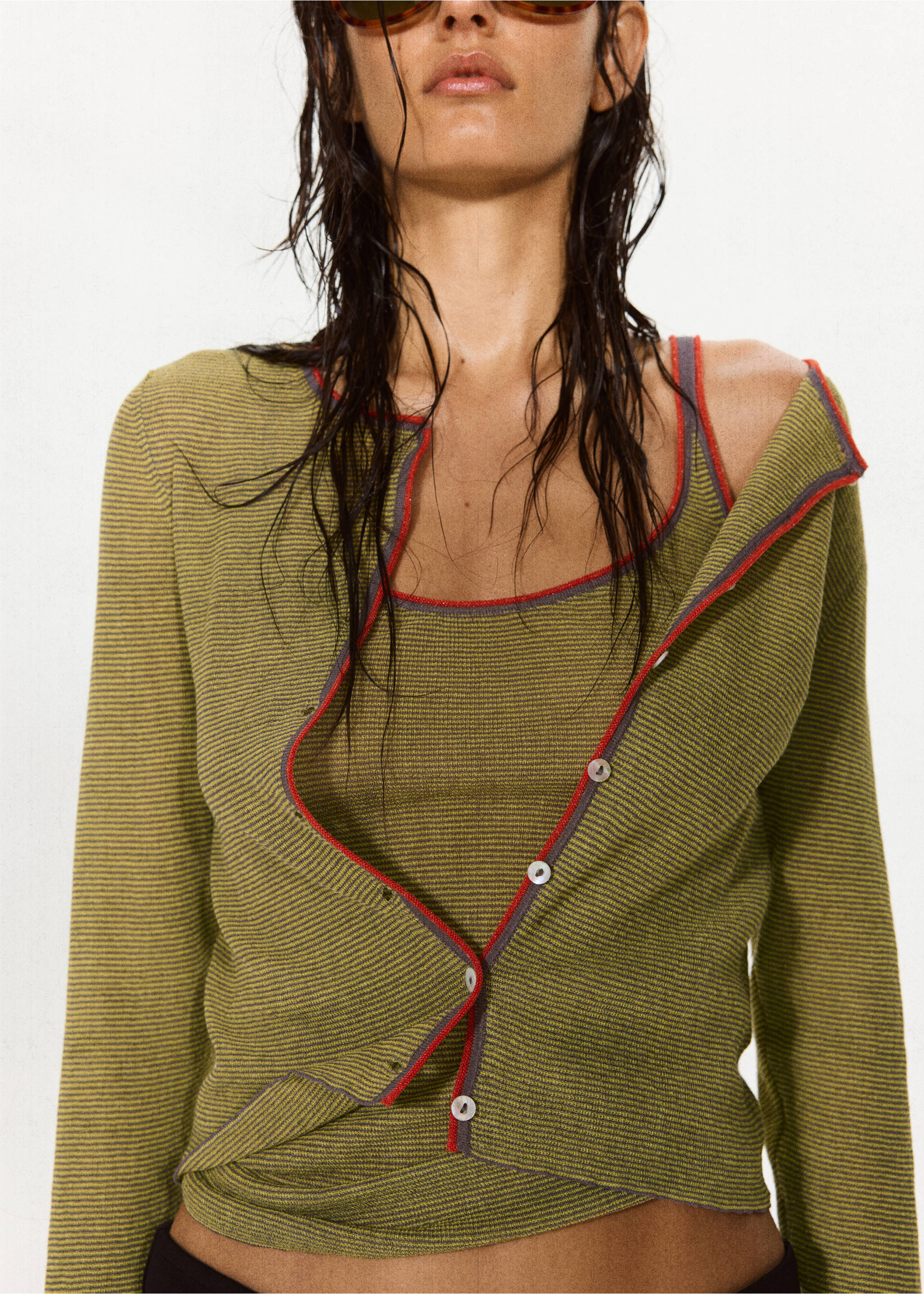 Fine knit striped cardigan - Details of the article 1, Charcoal. Ref: 37081445-00.
