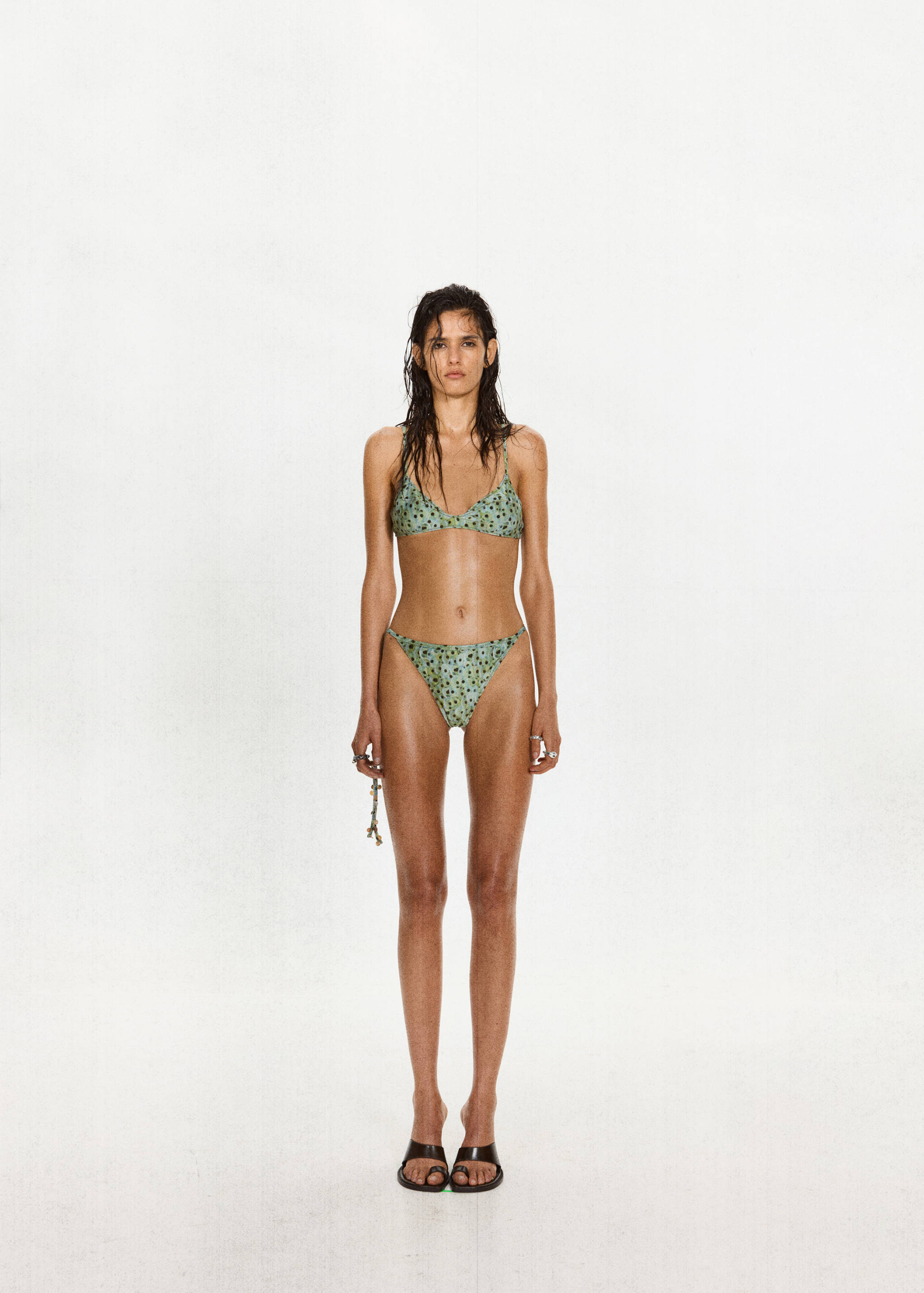 Haut de bikini imprimé avec coutures - Plan général