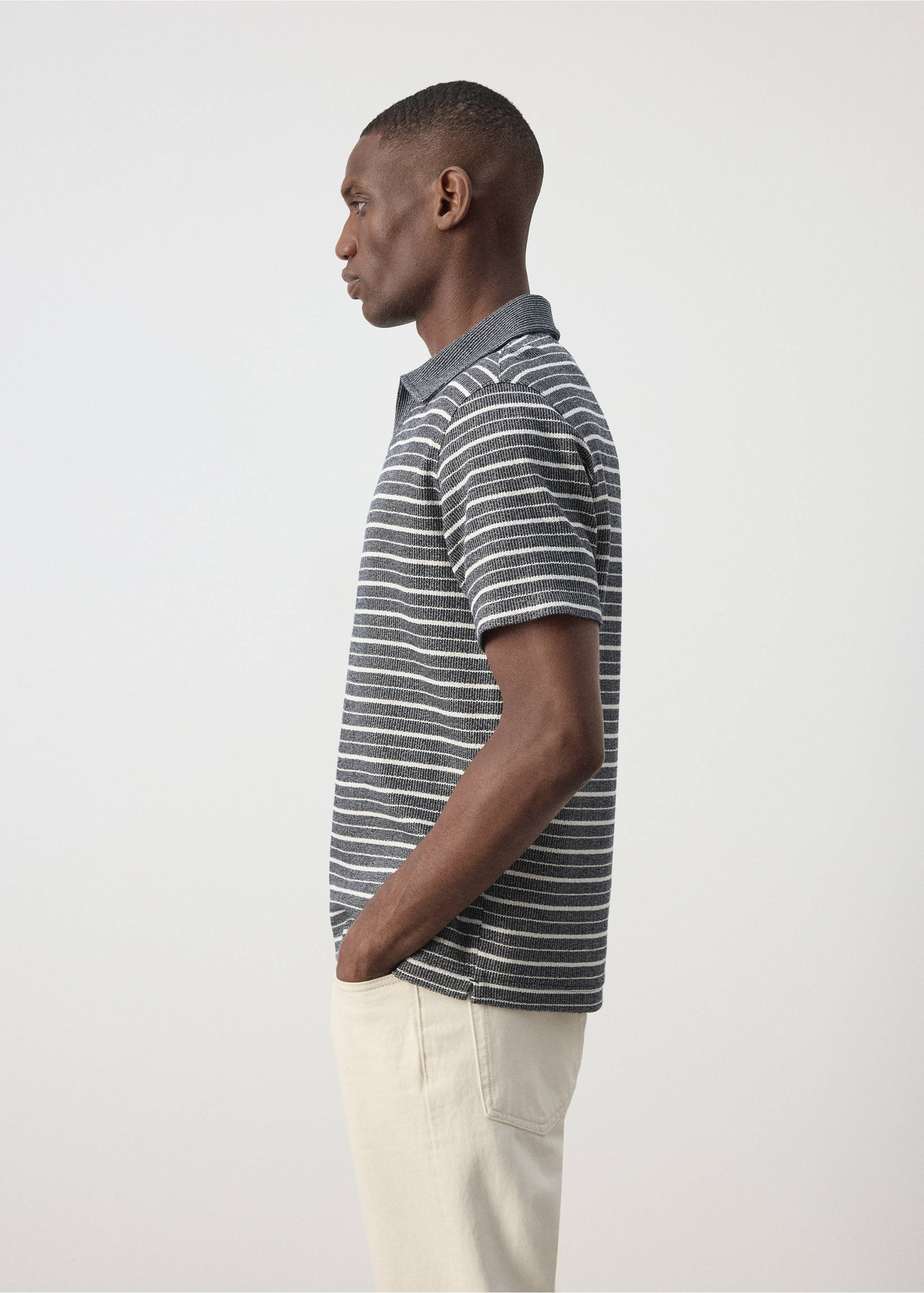Textured striped cotton blend polo - Details of the article 2, Navy. Ref: 37081462-00.