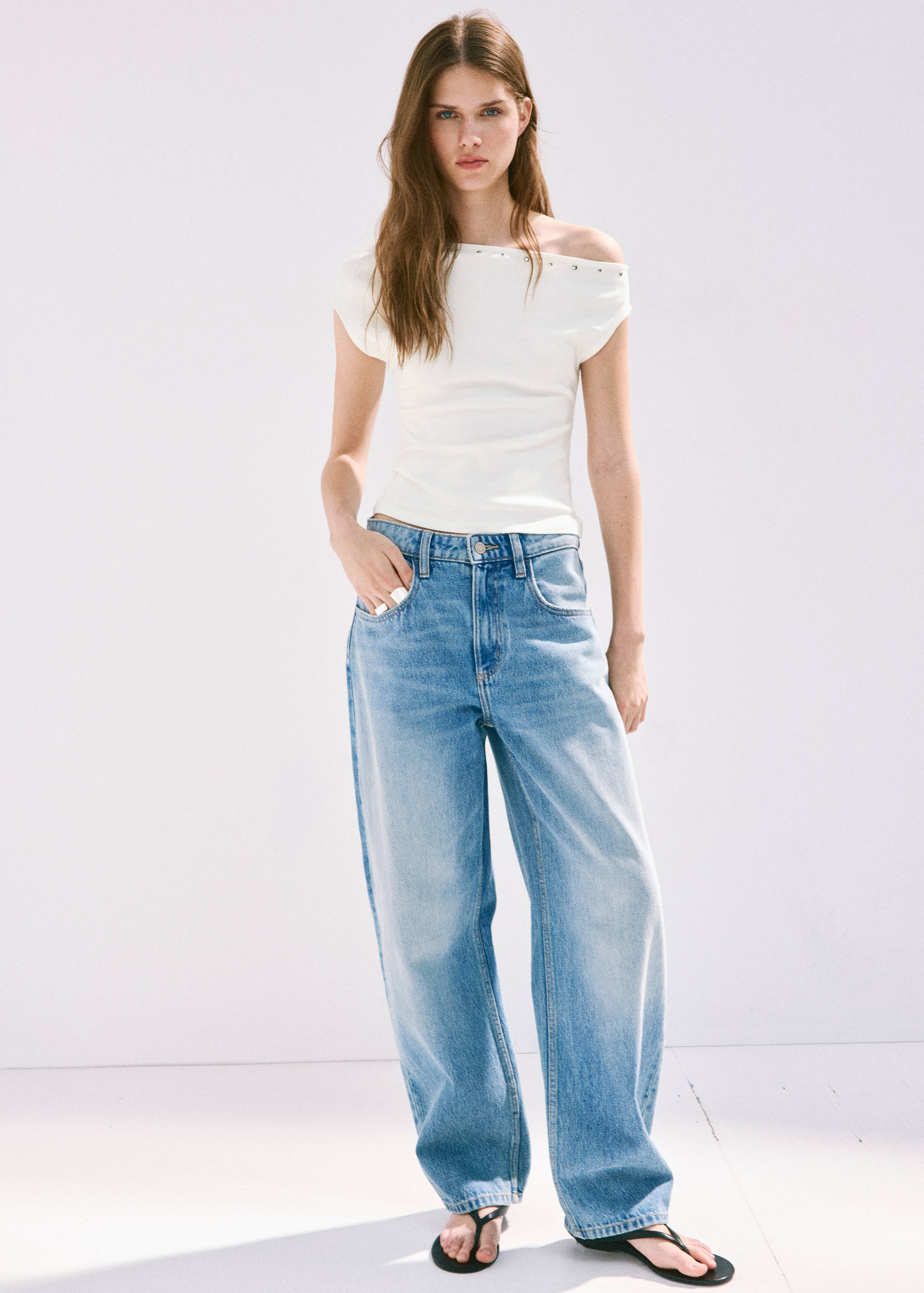 Asymmetric studded T-shirt - General plane