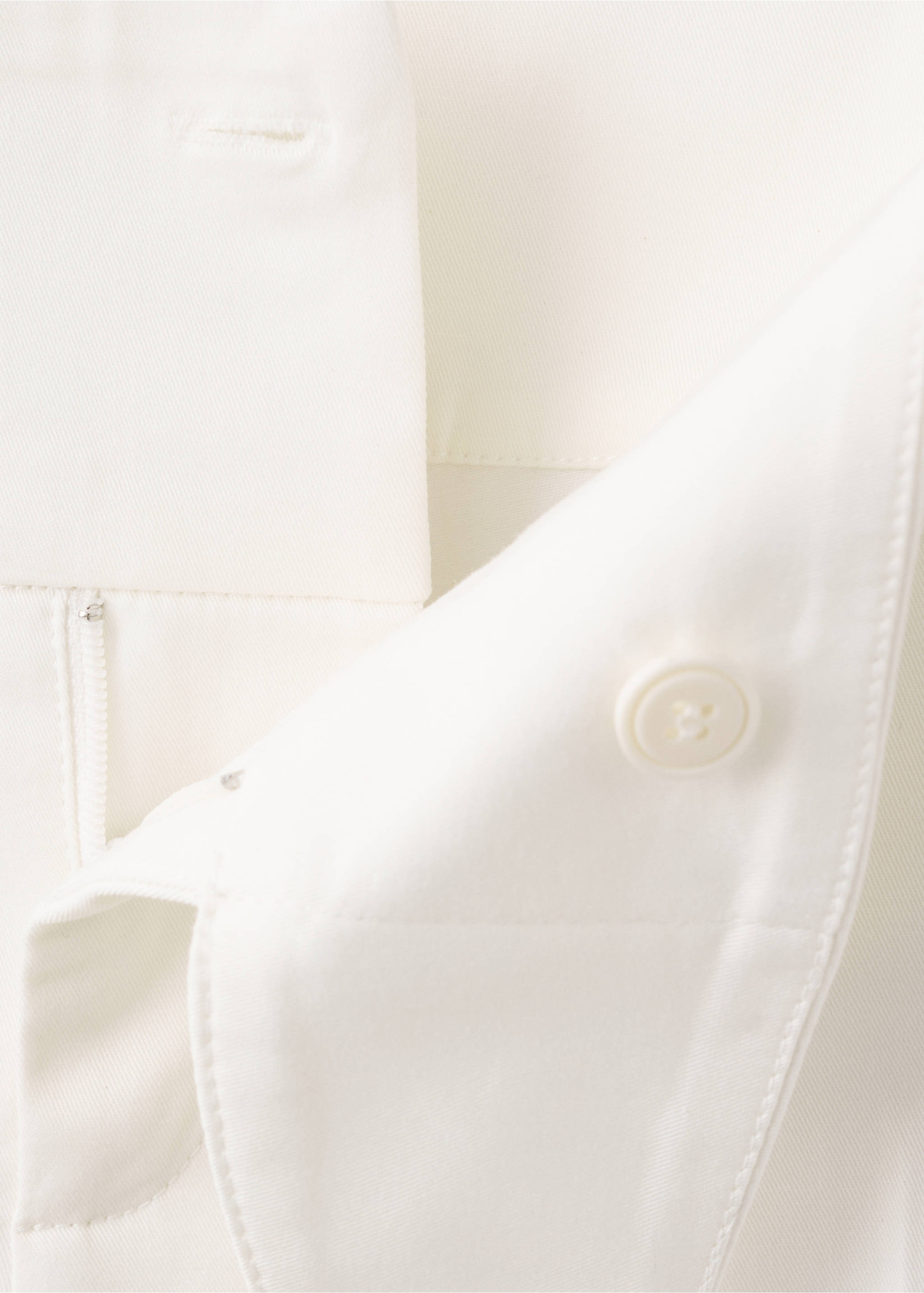 Belt straight-fit trousers - Details of the article 8, White. Ref: 37081466-00.