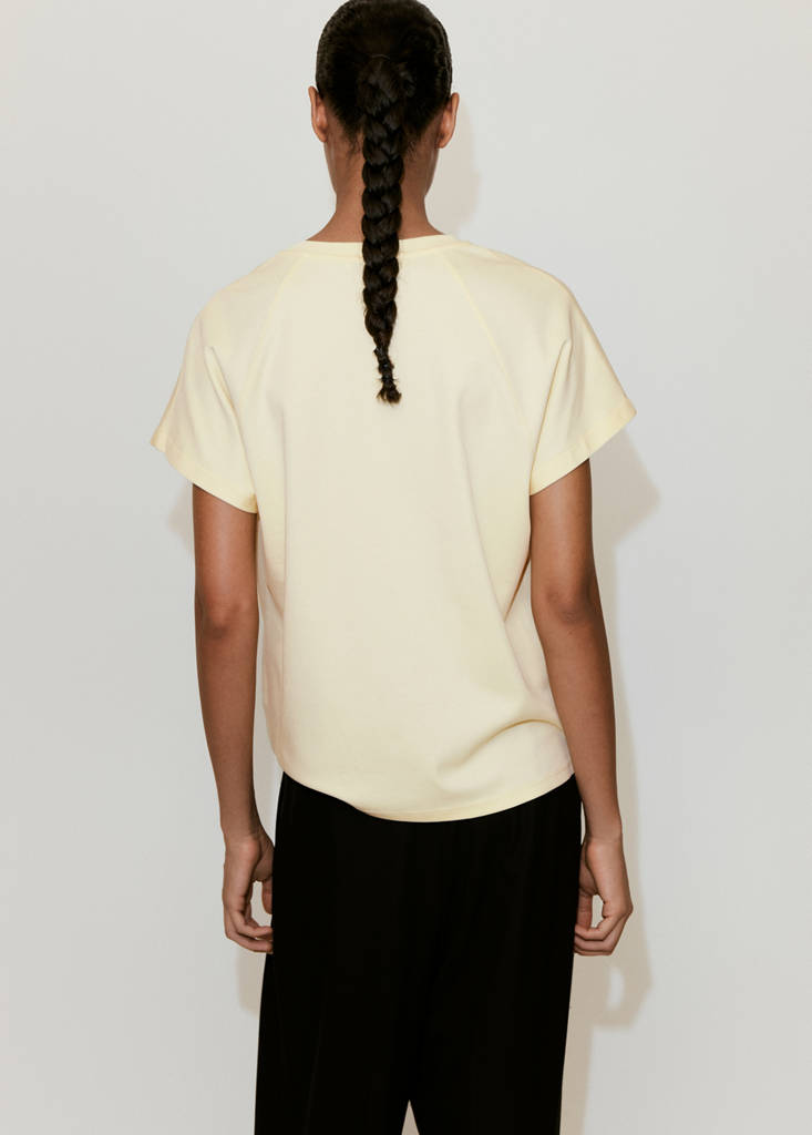Short-sleeved cotton t-shirt — Pastel Yellow