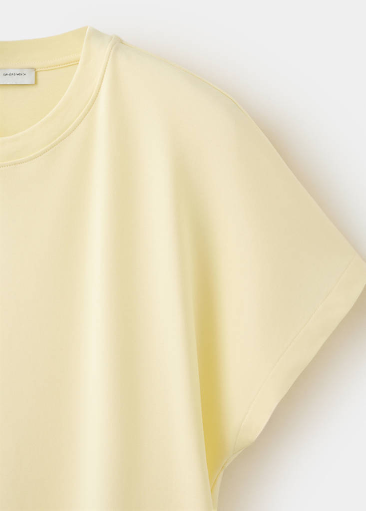 Short-sleeved cotton t-shirt — Pastel Yellow