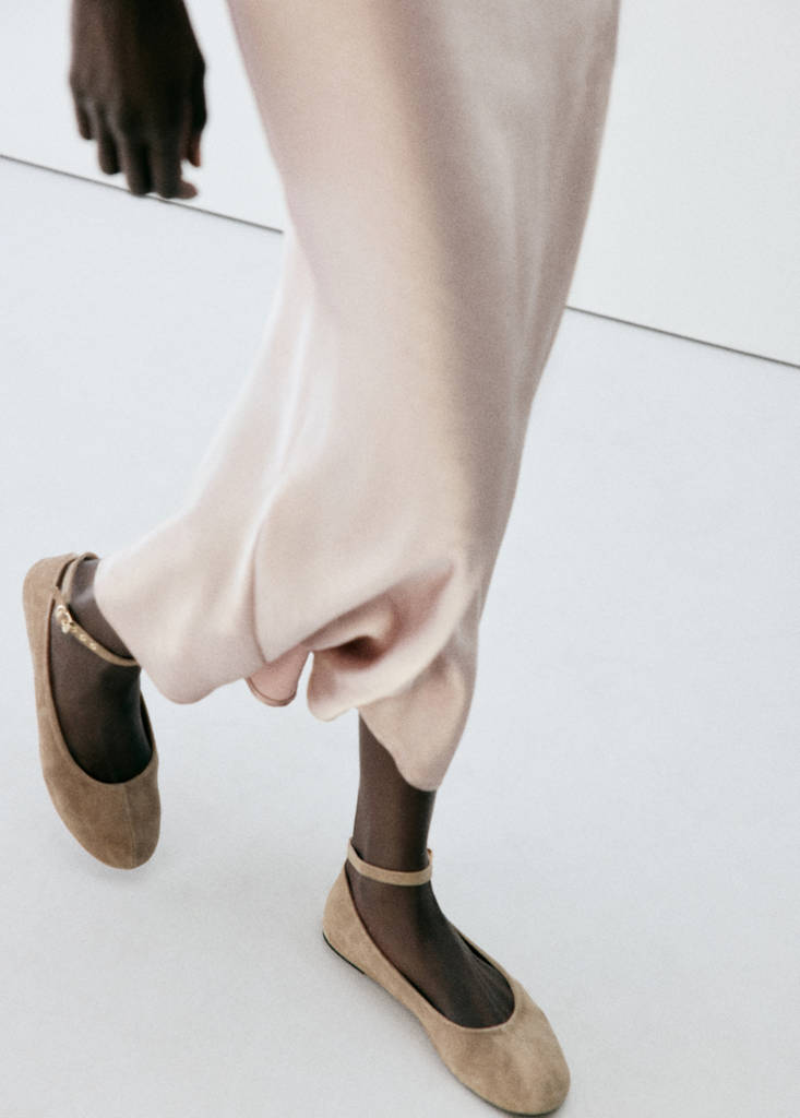 Leather ankle strap ballet flats — Sand