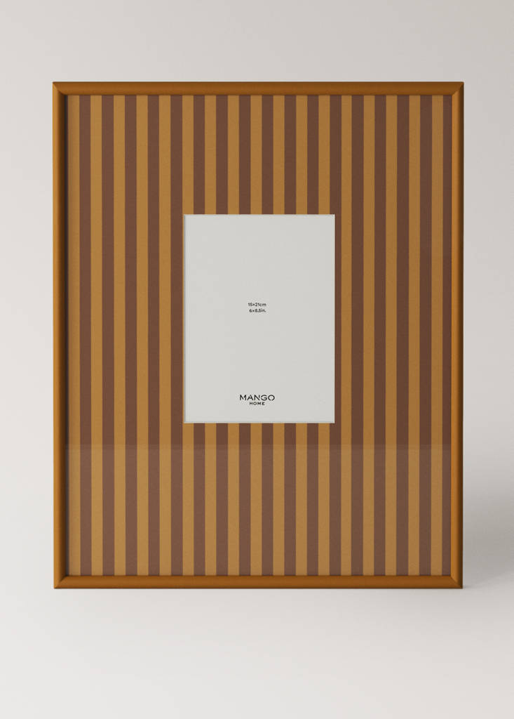 Large striped wooden photo frame — Ochre