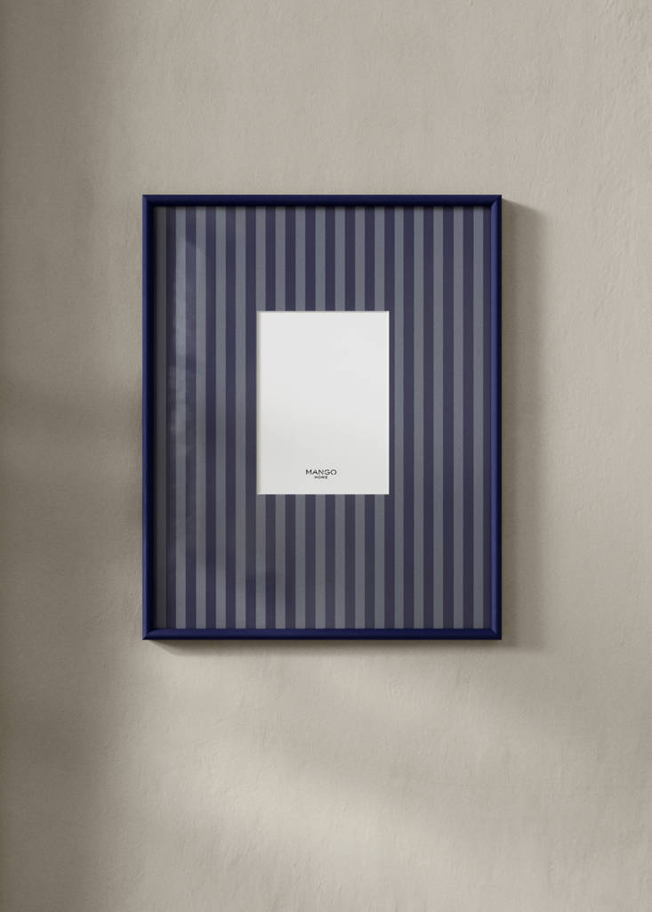 Large striped wooden photo frame — Blue