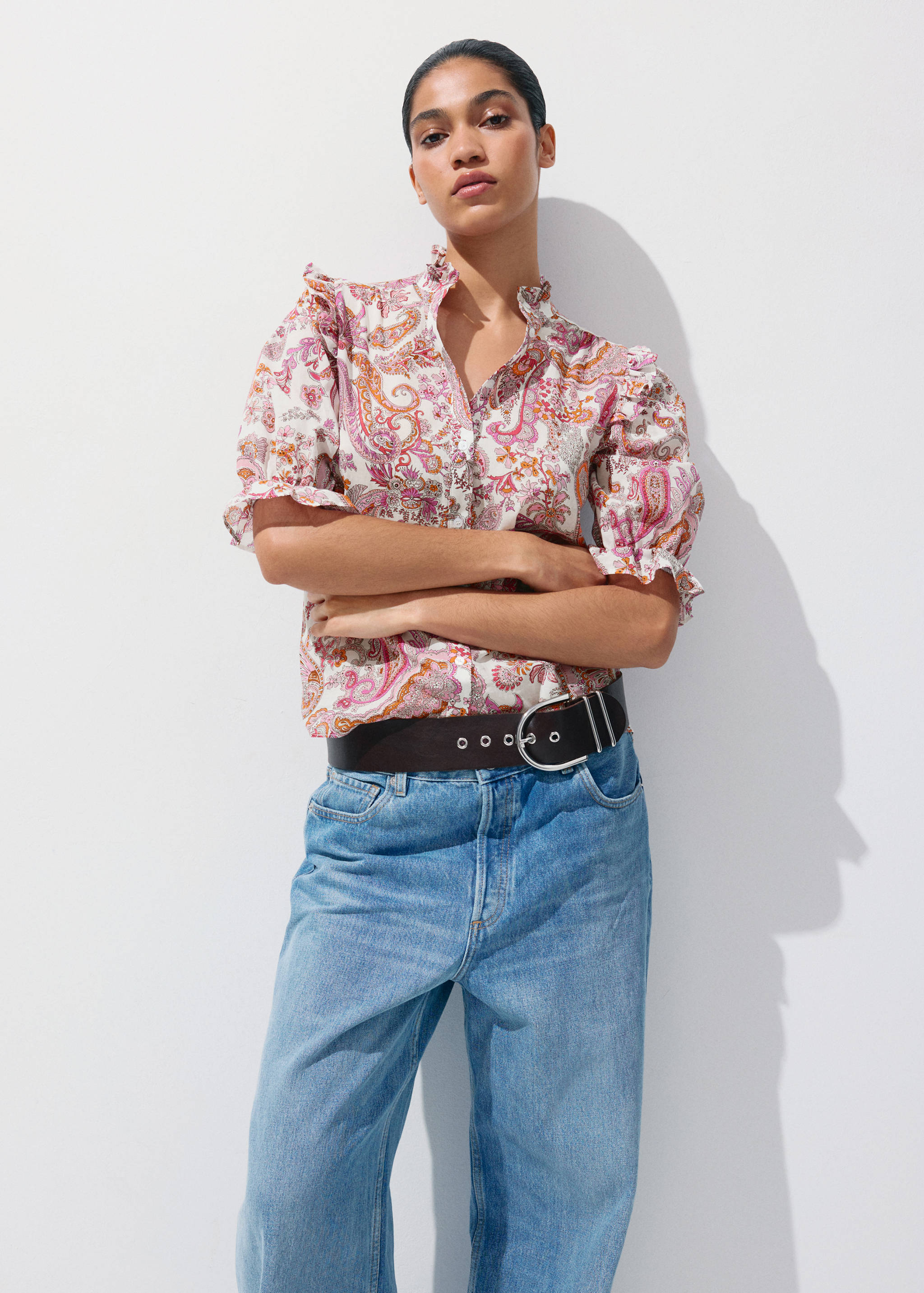 Paisley-Bluse mit Rüschen - Mittlere Ansicht