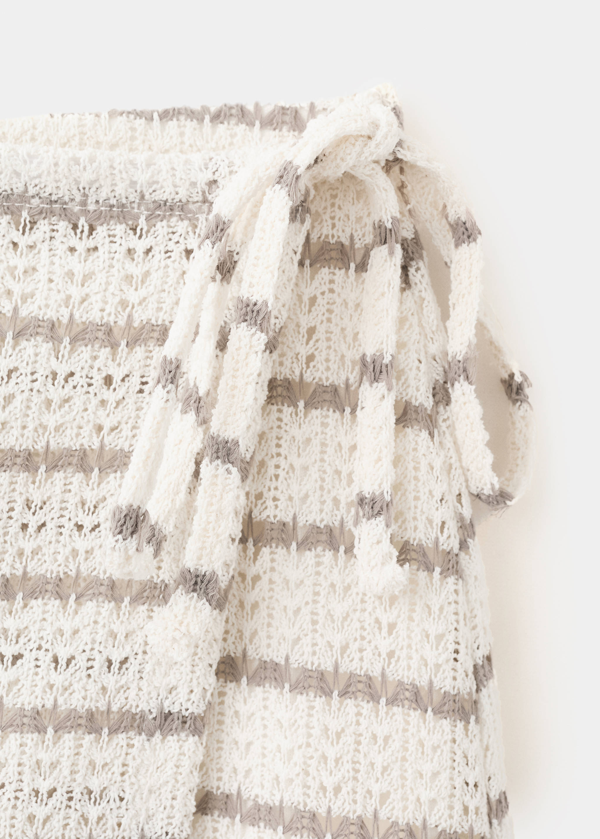 Crochet bow mini-skirt - Details of the article 0