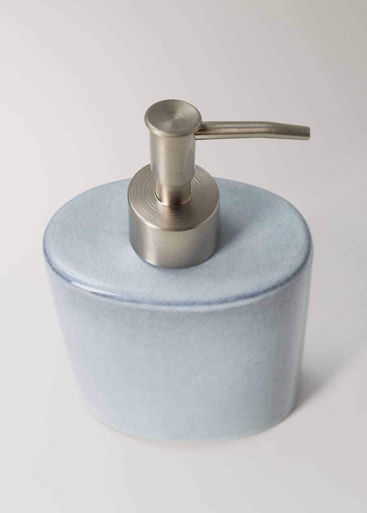 Oval ceramic soap dispenser — Sky Blue