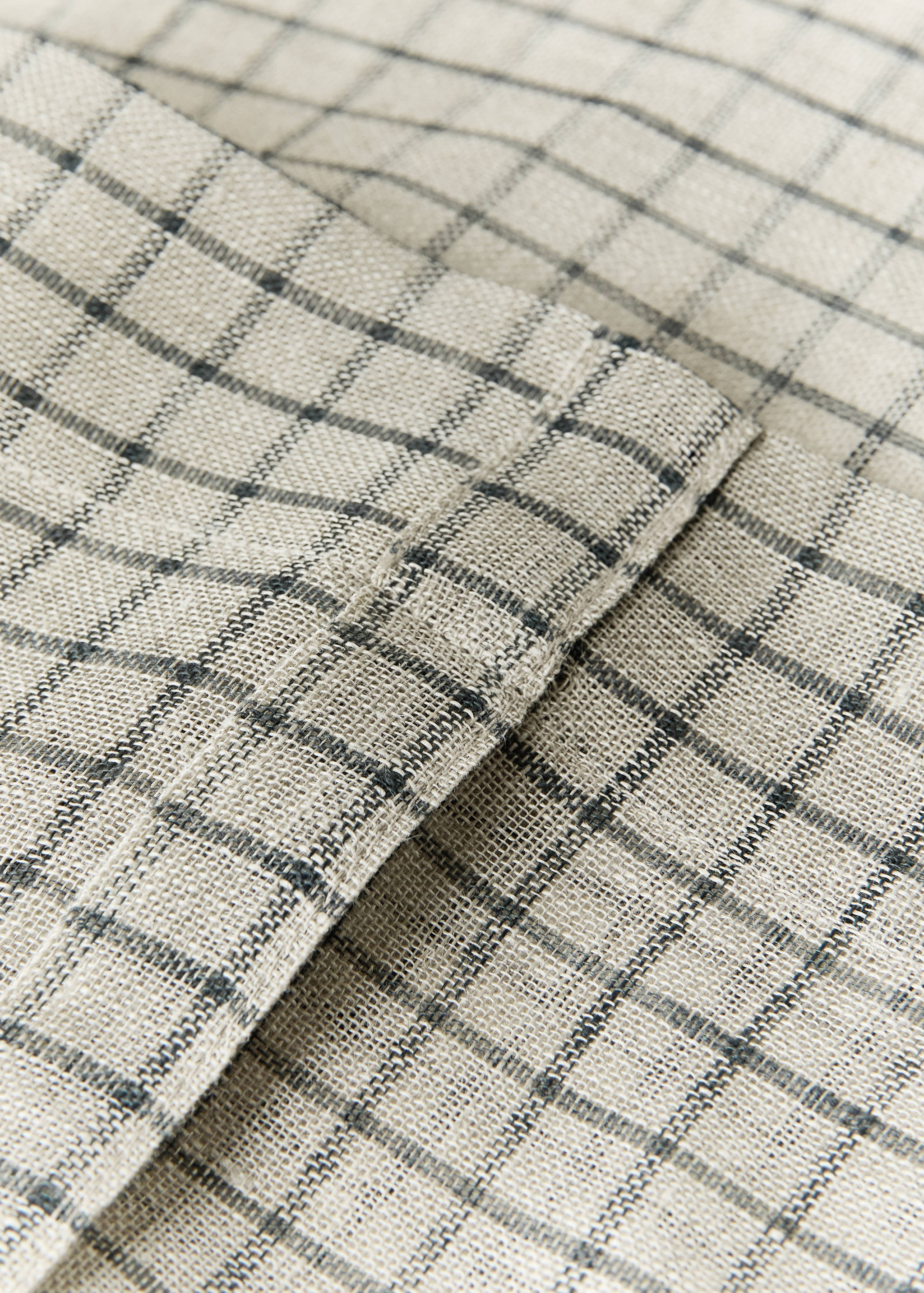 100% linen roller blind with low transparency - Details of the article 1
