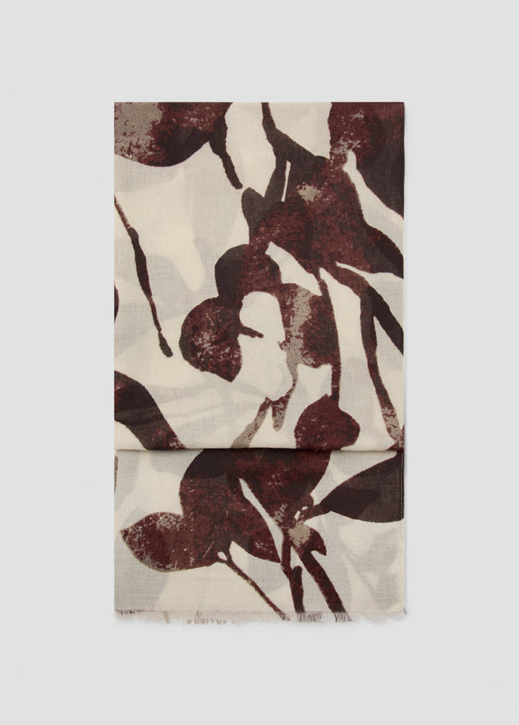 Printed scarf with frayed finishes — Chocolate