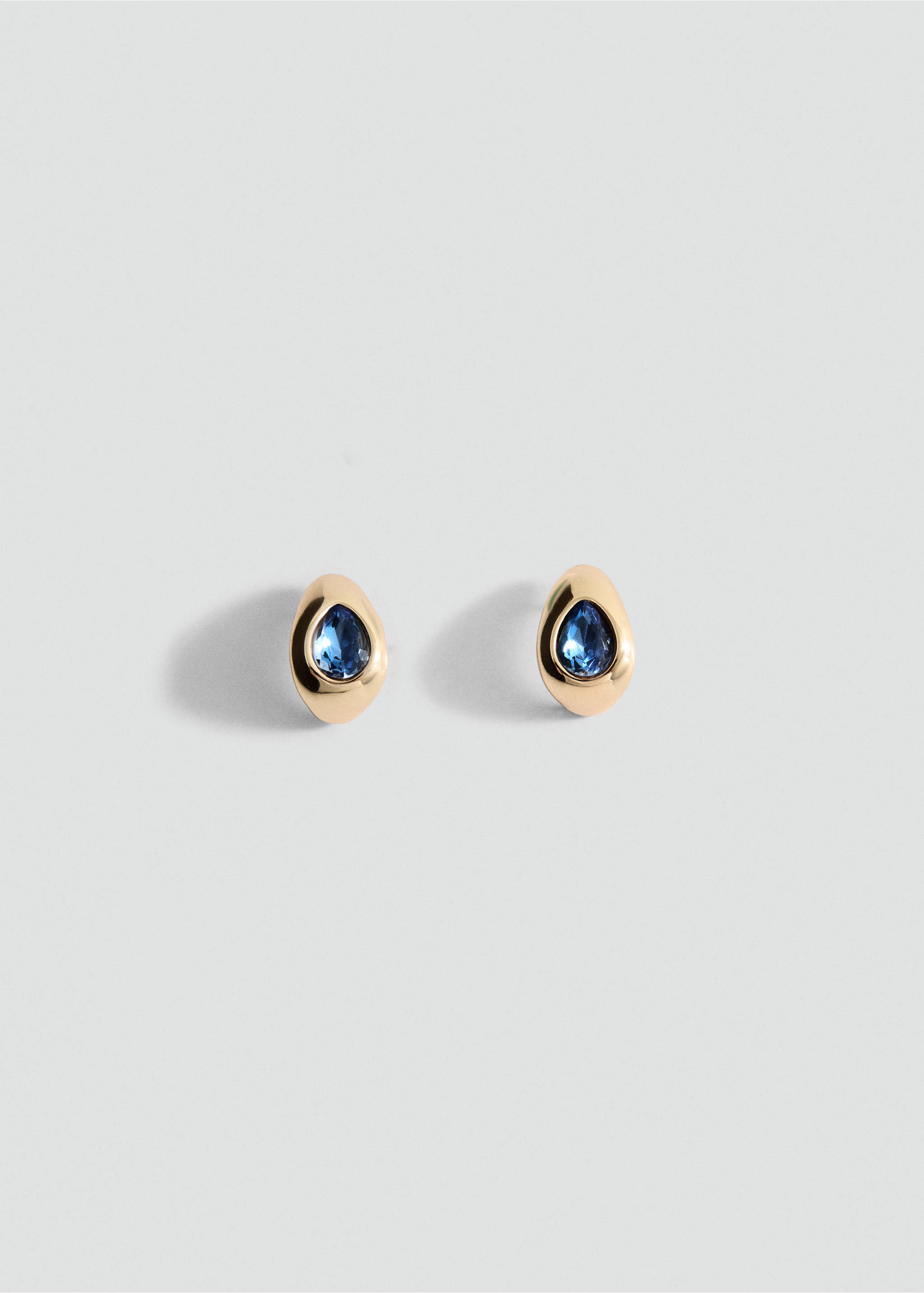 Boucles d’oreilles goutte avec détail cristal - Article sans modèle, Or. Ref: 37082536-00.