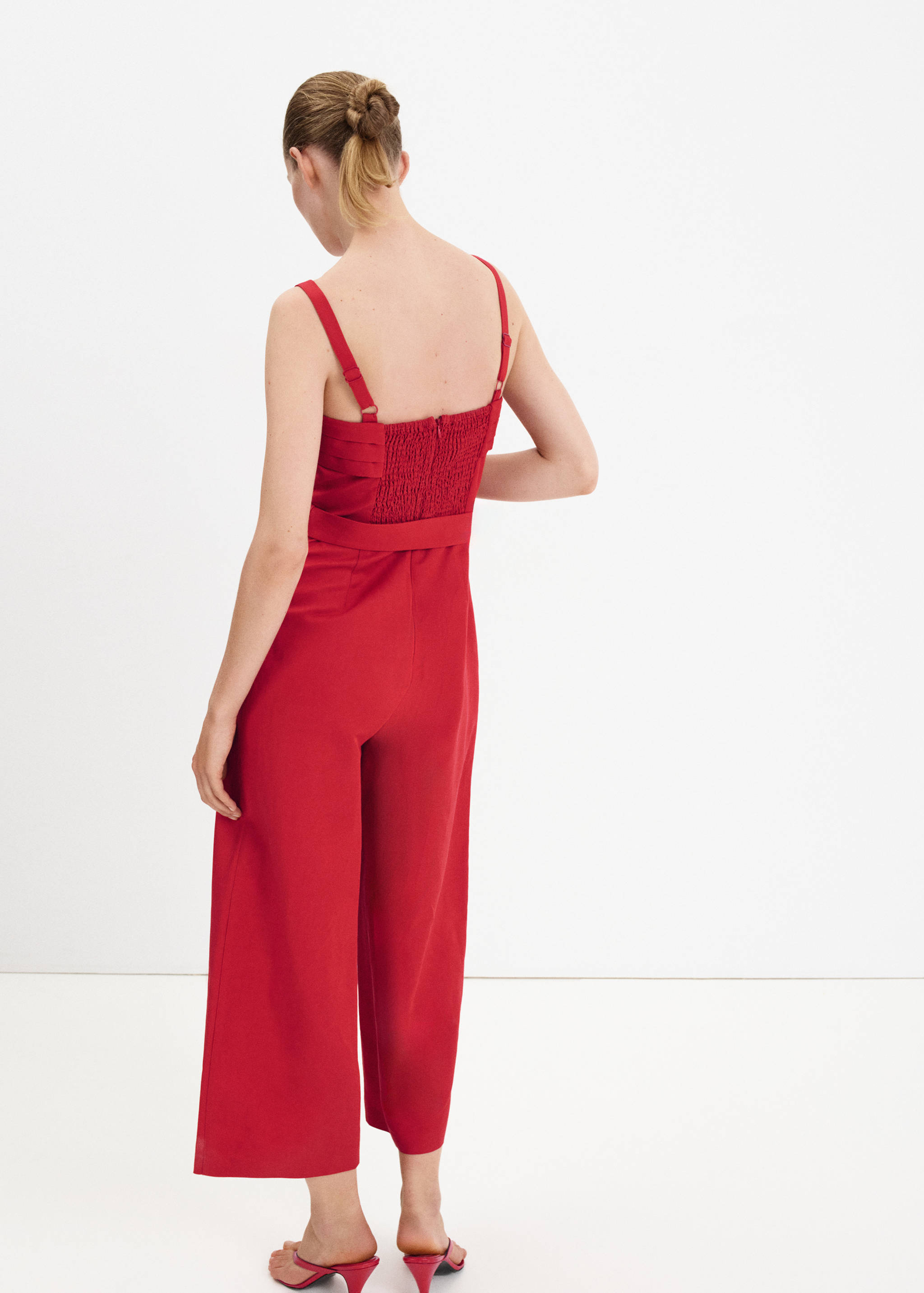 Belt linen jumpsuit - Reverse of the article