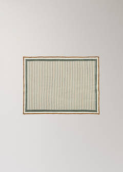 Striped linen and cotton placemat with overlock stitching — Green 5