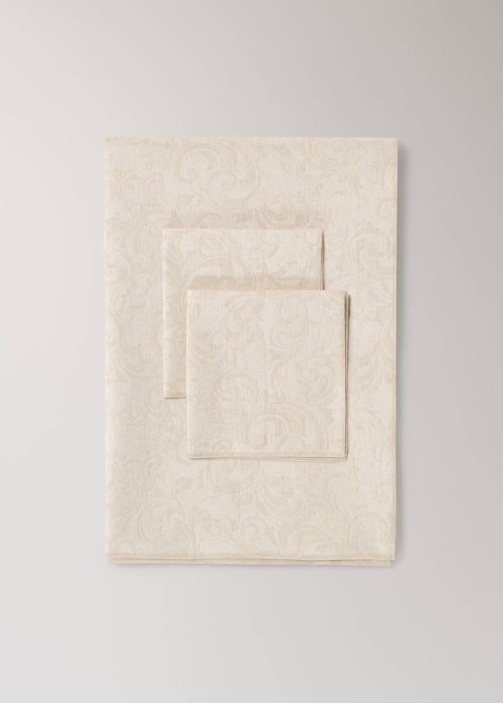 Resin-coated cotton jacquard napkins with overlock stitching — Light/Pastel Brown