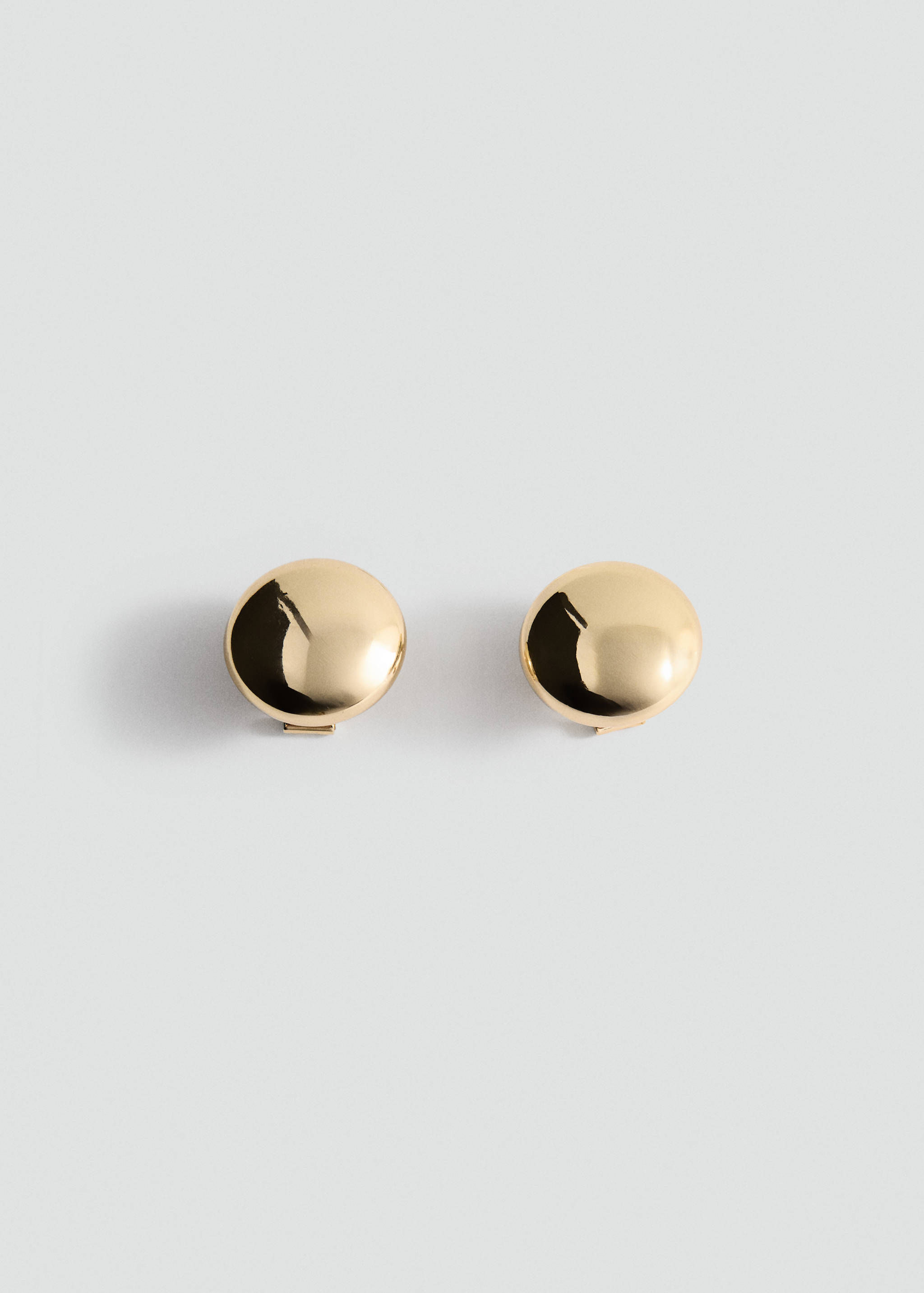 Round volume earrings - Article without model