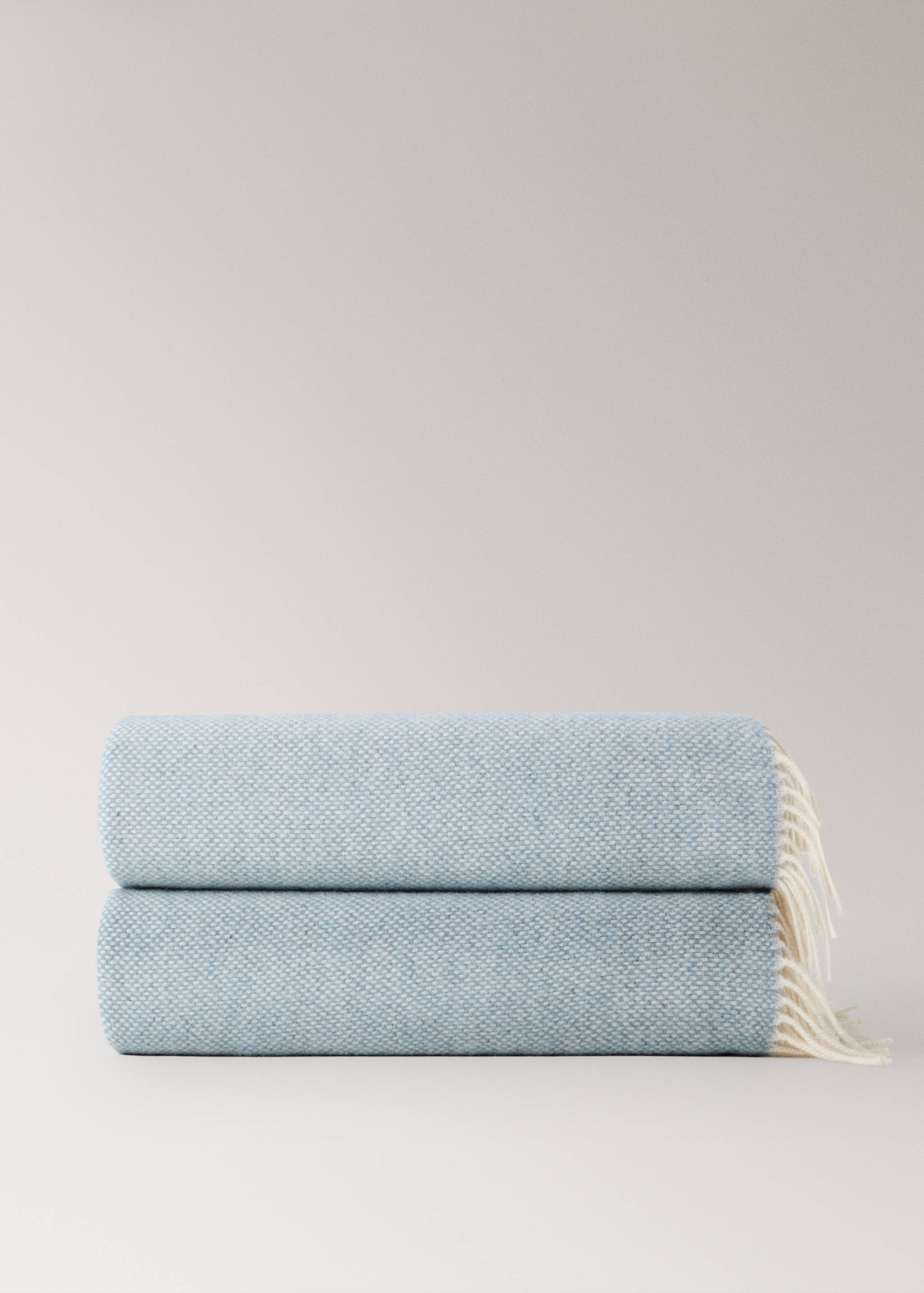 Couverture douce à motif damier et franges - Article sans modèle
