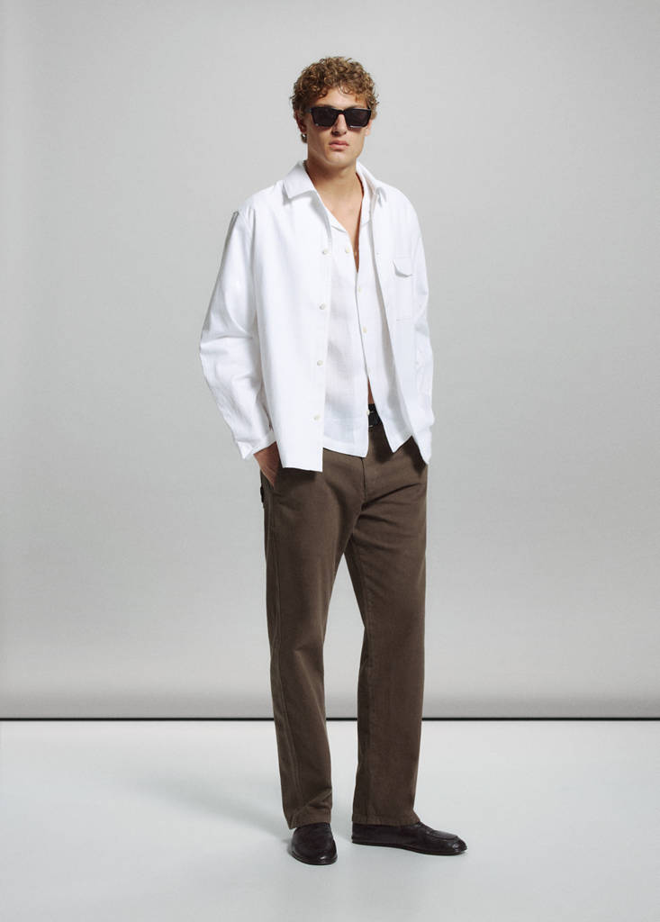 Relaxed fit jeans in a cotton-linen blend — Brown