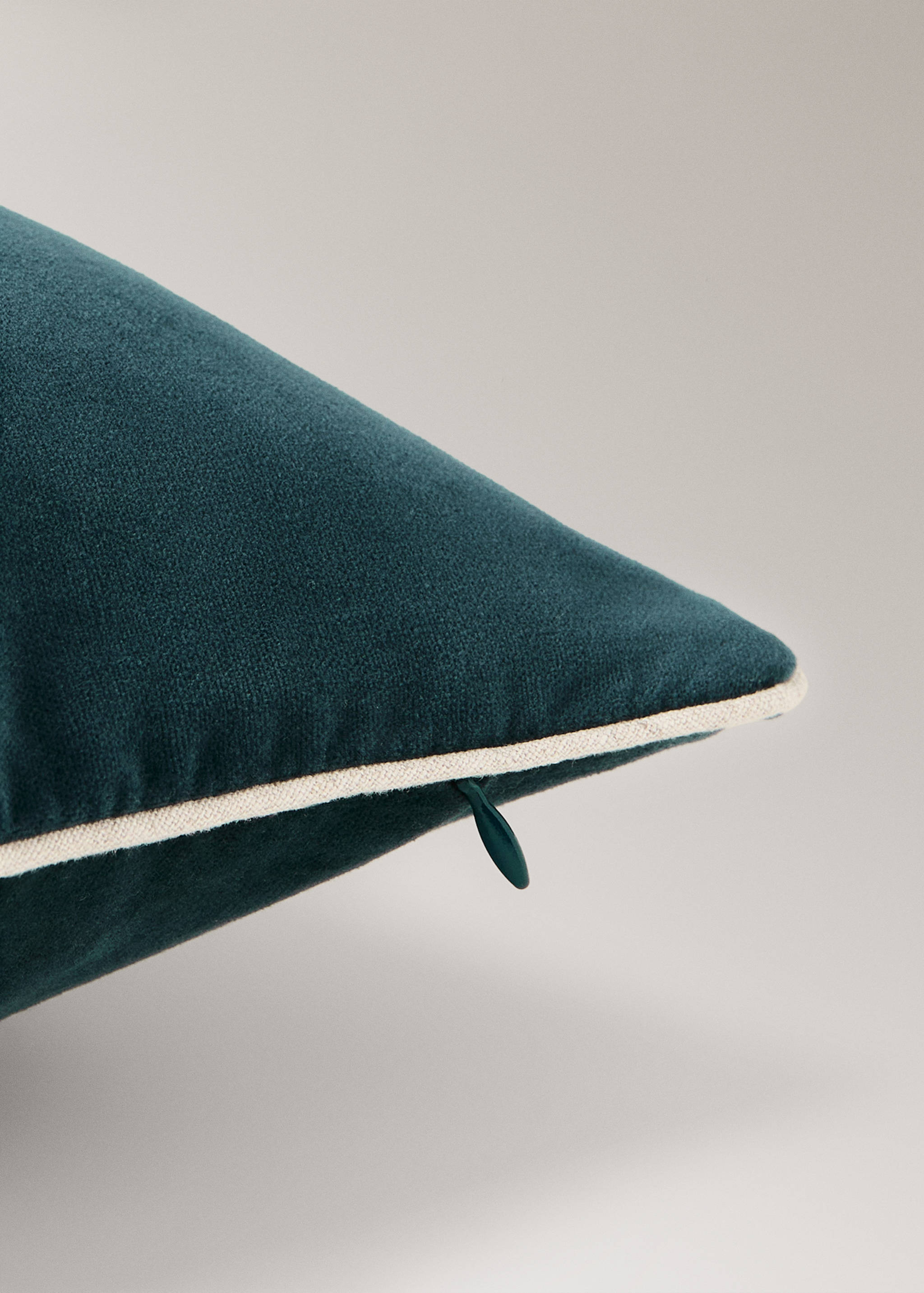 Velvet cotton garment-dye bed cushion cover 50x50 cm - Details of the article 2