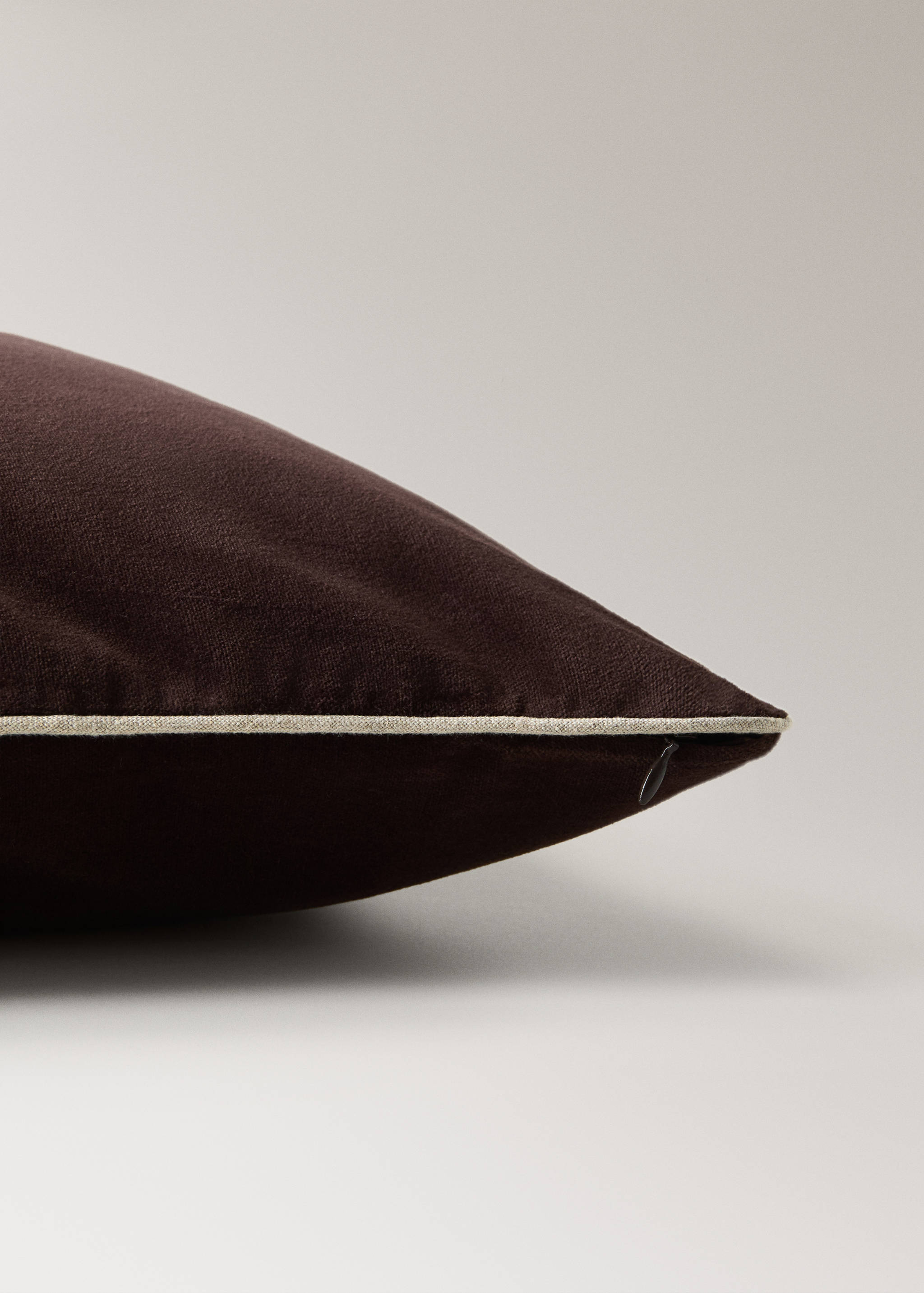 Funda cojín cama terciopelo algodón garment-dye 50x50 cm - Detalle del artículo 2