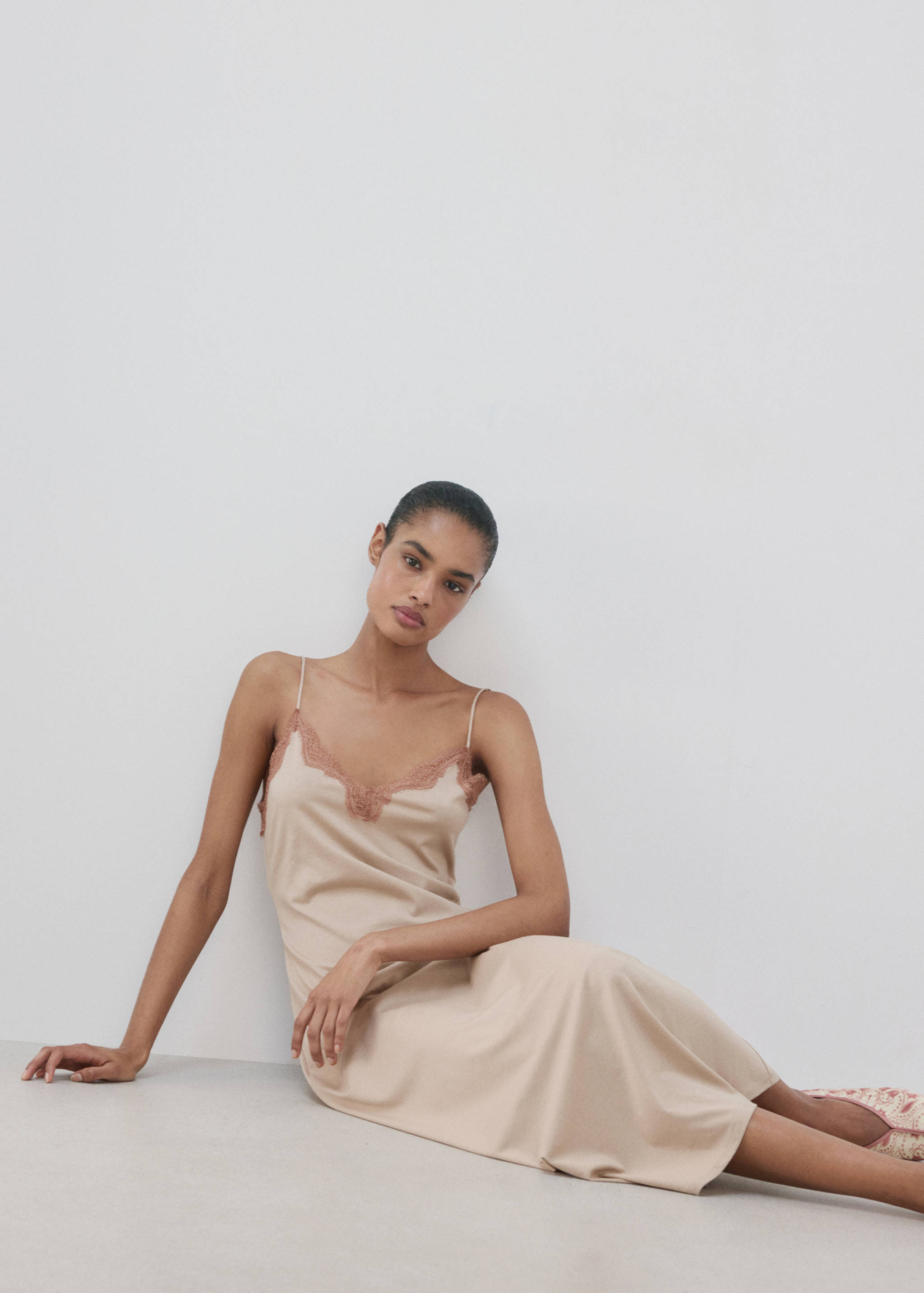 Lyocell cotton lace nightdress - Details of the article 3