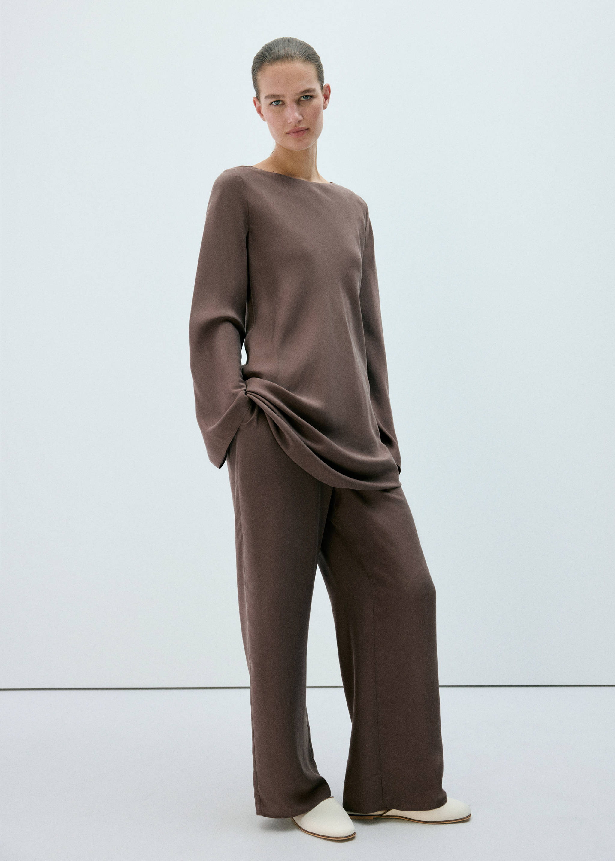 Nightgown 100% silk - General plane