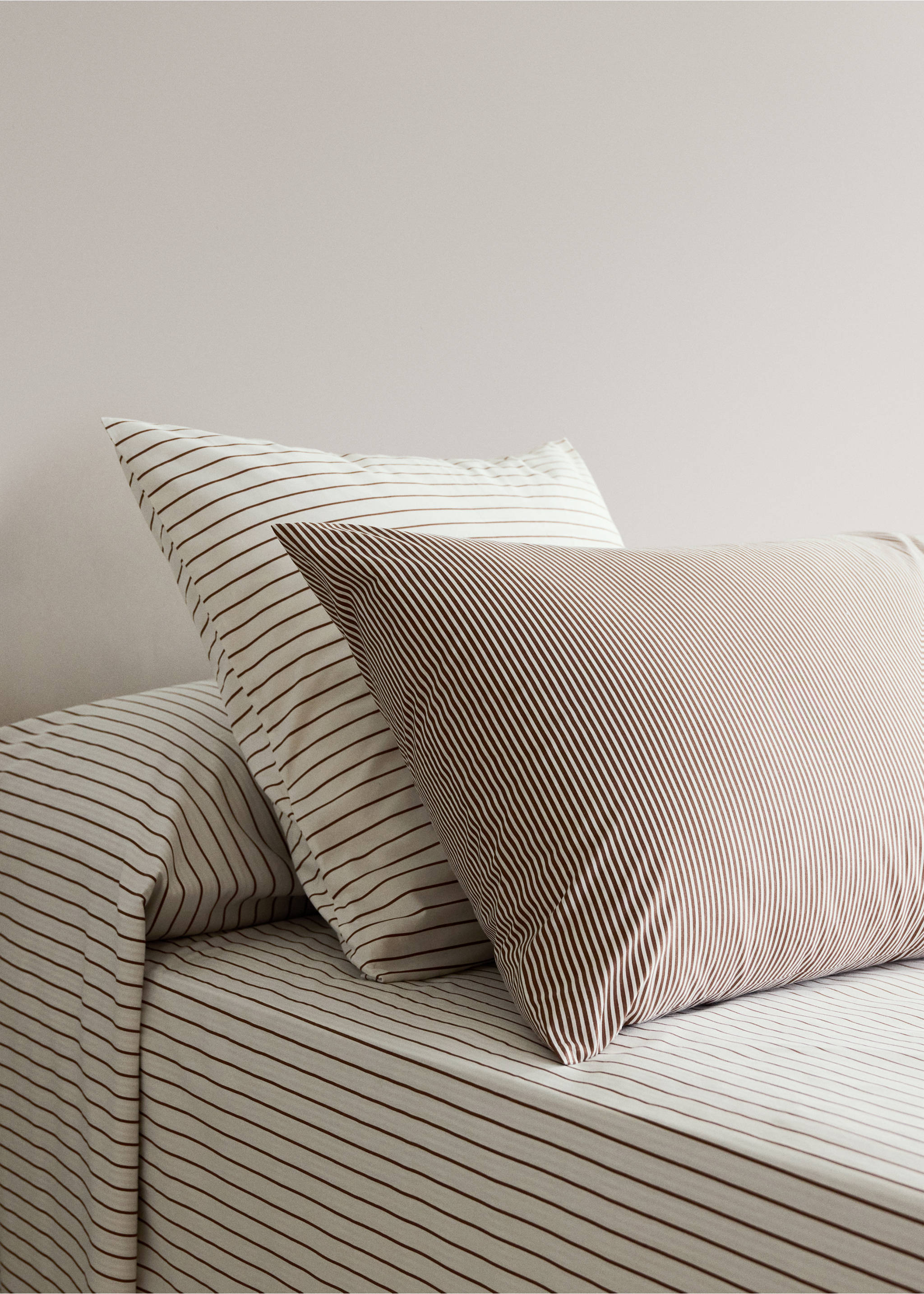 100% cotton percale striped pillowcase 45x110 cm - General plane, Coffee. Ref: 37082920-00.