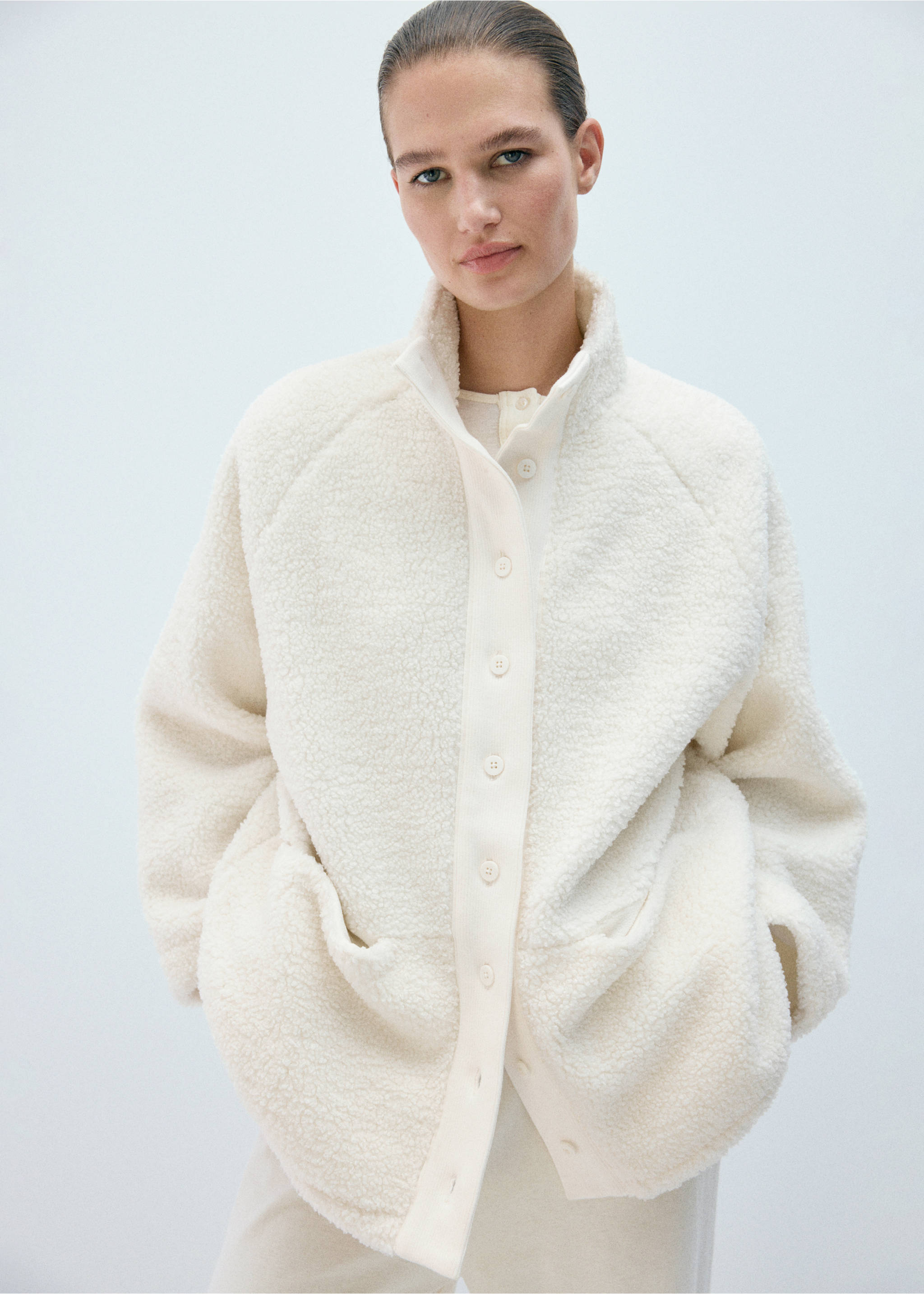 Sherpa buttoned cardigan - Medium plane, Ivory White. Ref: 37082924-00.