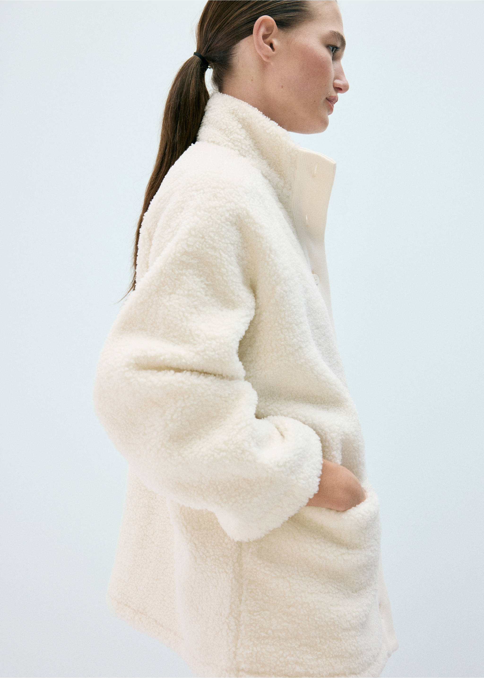 Sherpa buttoned cardigan - Details of the article 3, Ivory White. Ref: 37082924-00.