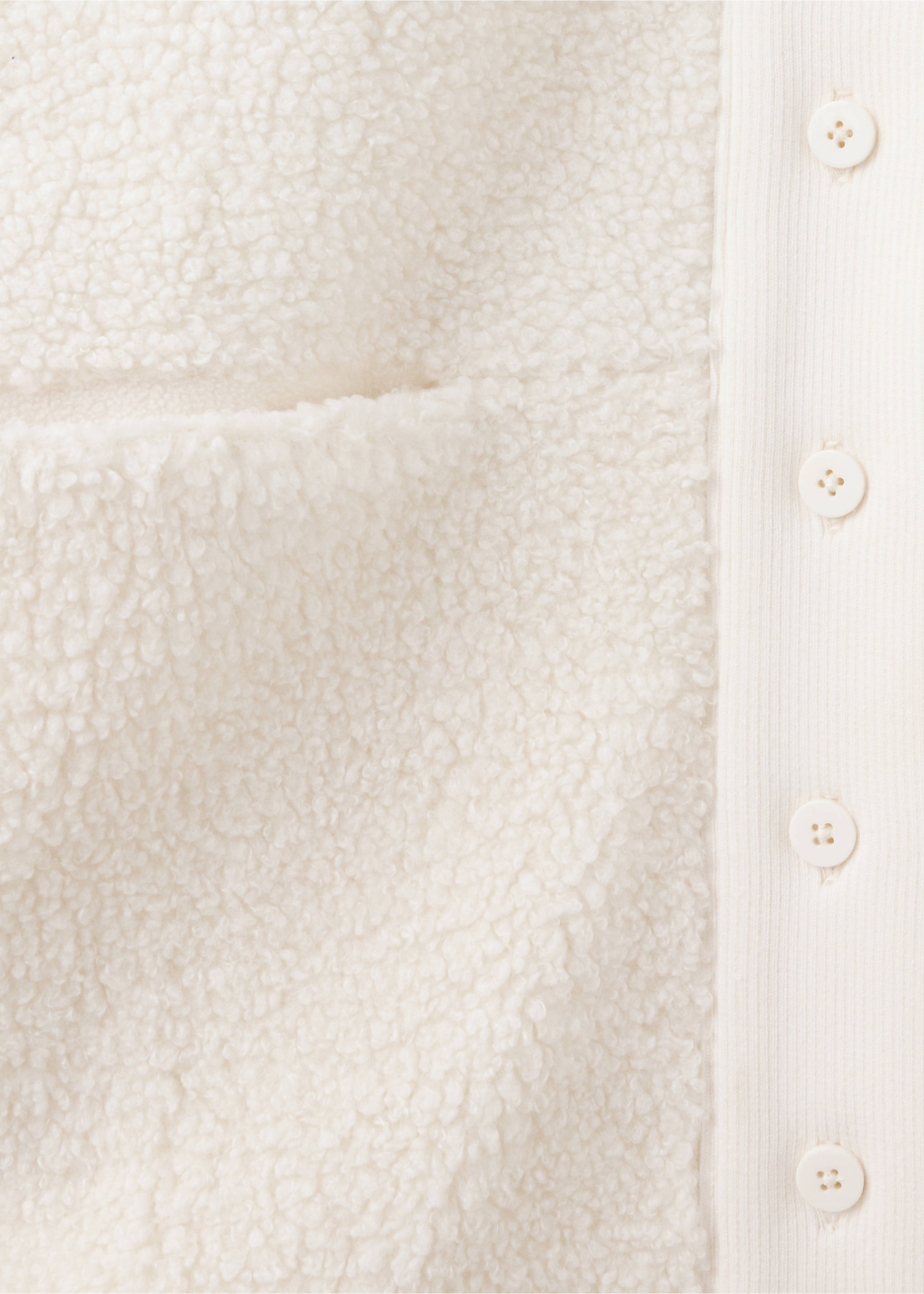 Sherpa buttoned cardigan - Details of the article 8, Ivory White. Ref: 37082924-00.