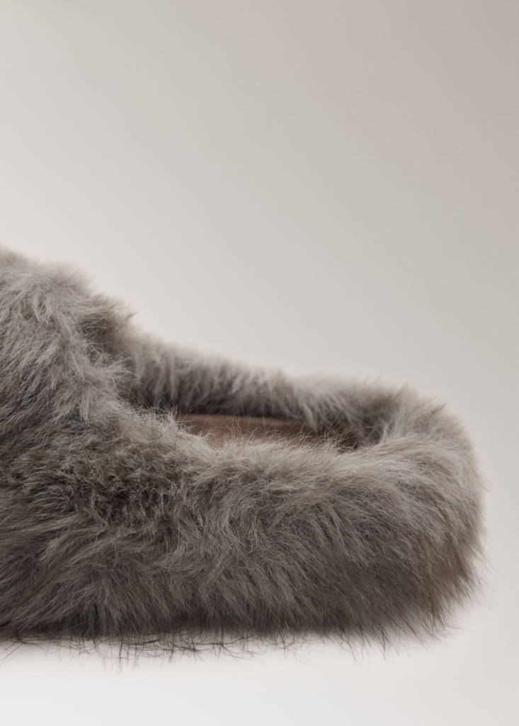 Maxi faux fur slipper — Grey
