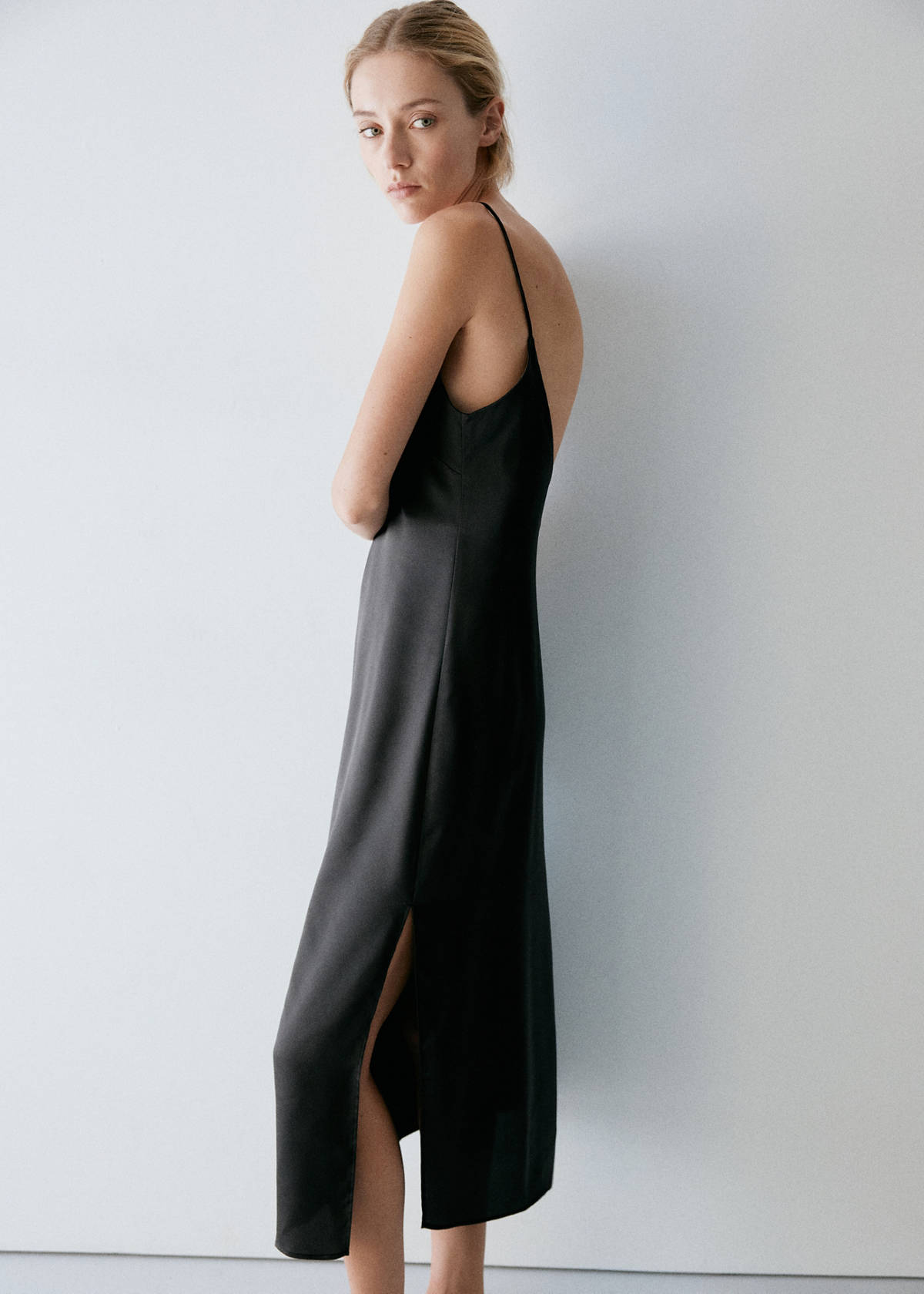 Strappy nightdress — Charcoal