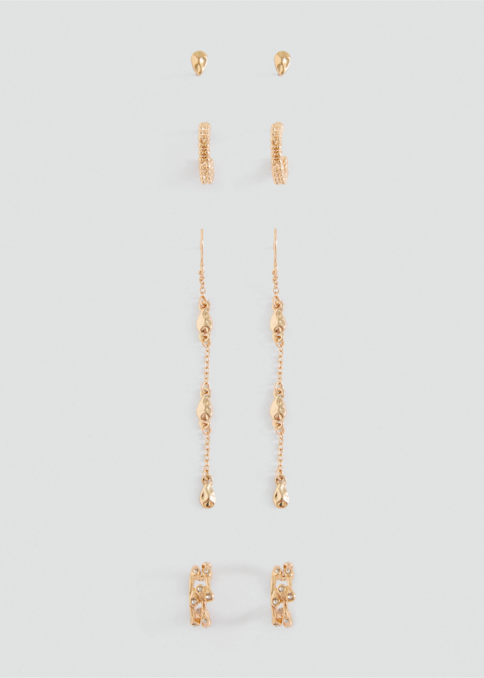 Lot 4 boucles d’oreilles combinées - Article sans modèle, Or. Ref: 37082947-00.