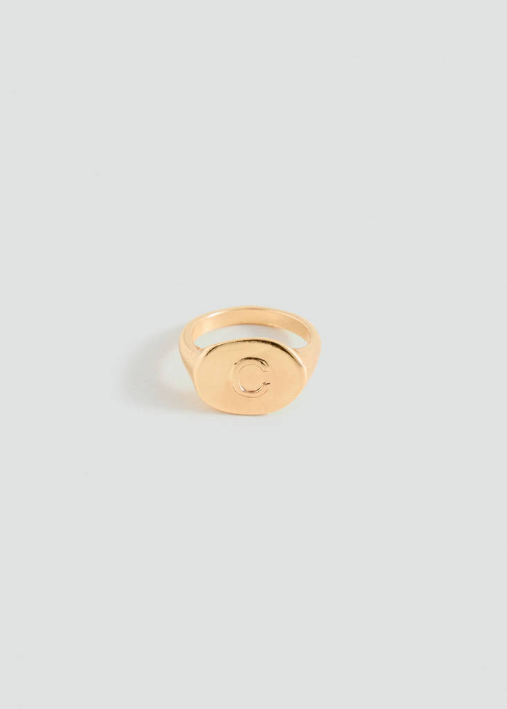 Signet ring with letter C — Gold